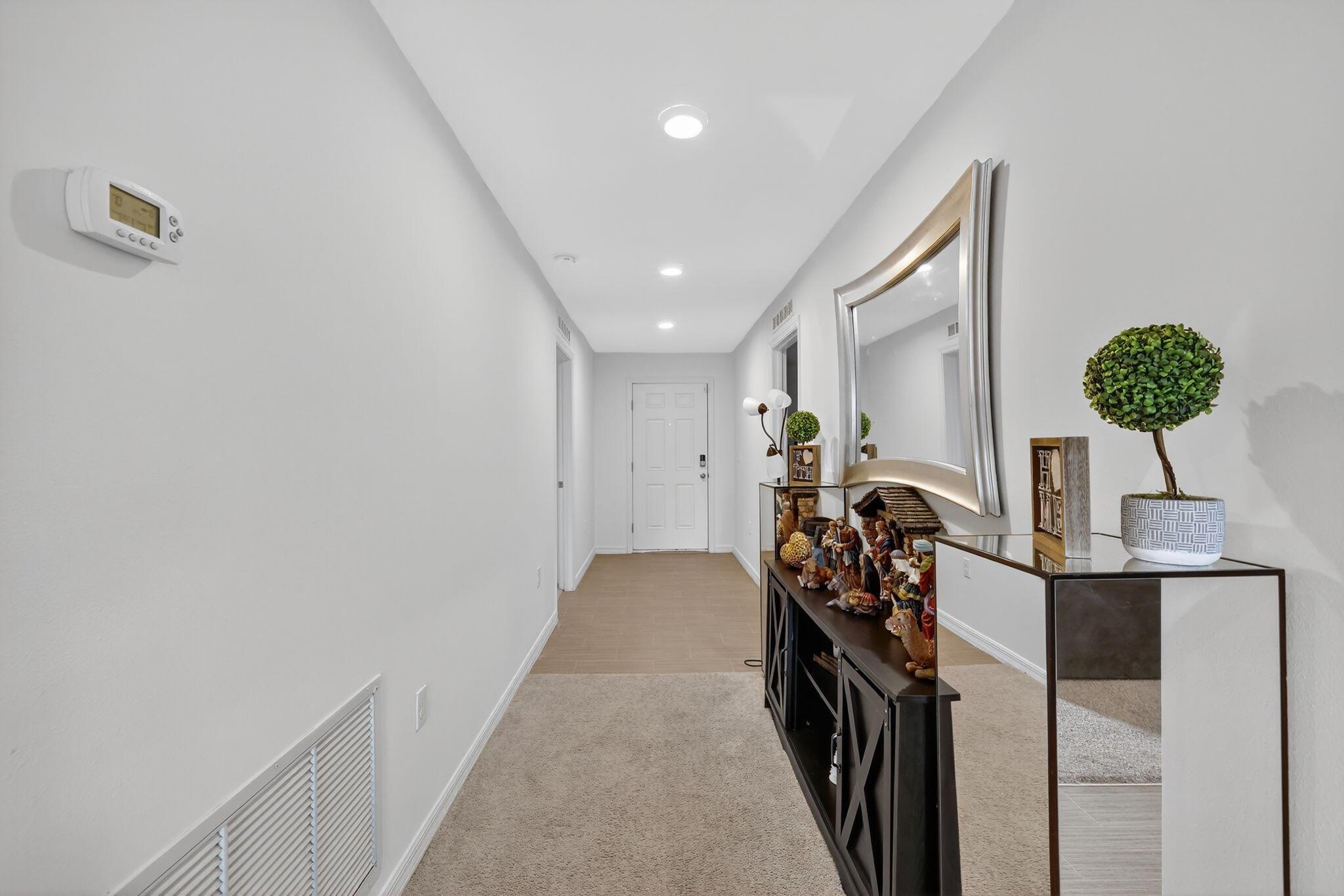 PORT ST LUCIE SECTION 33 - Residential Lease