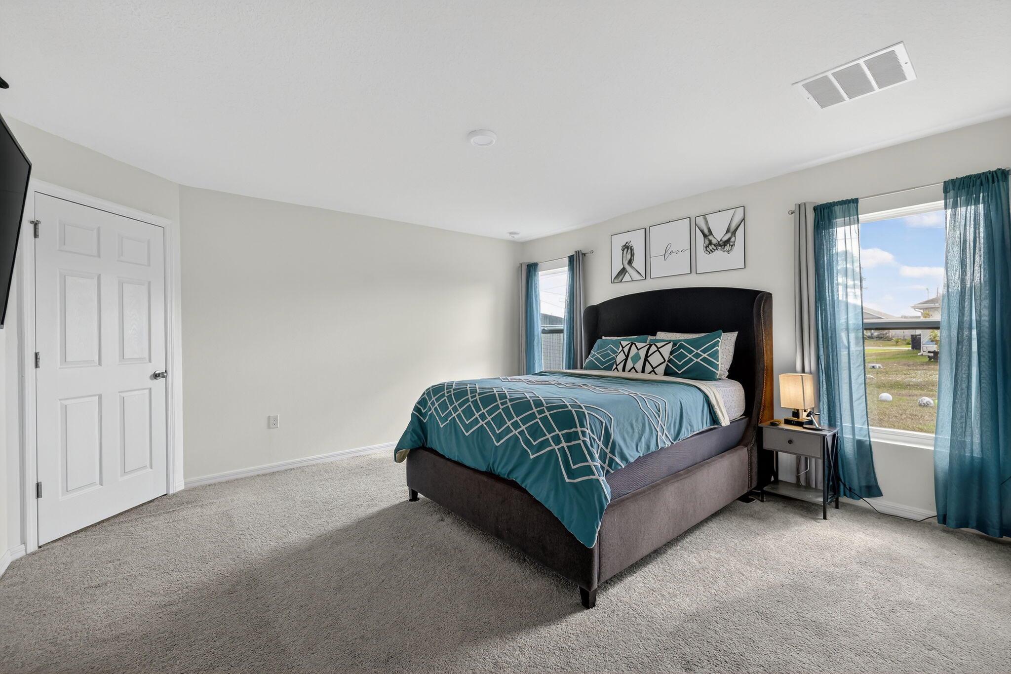 PORT ST LUCIE SECTION 33 - Residential Lease