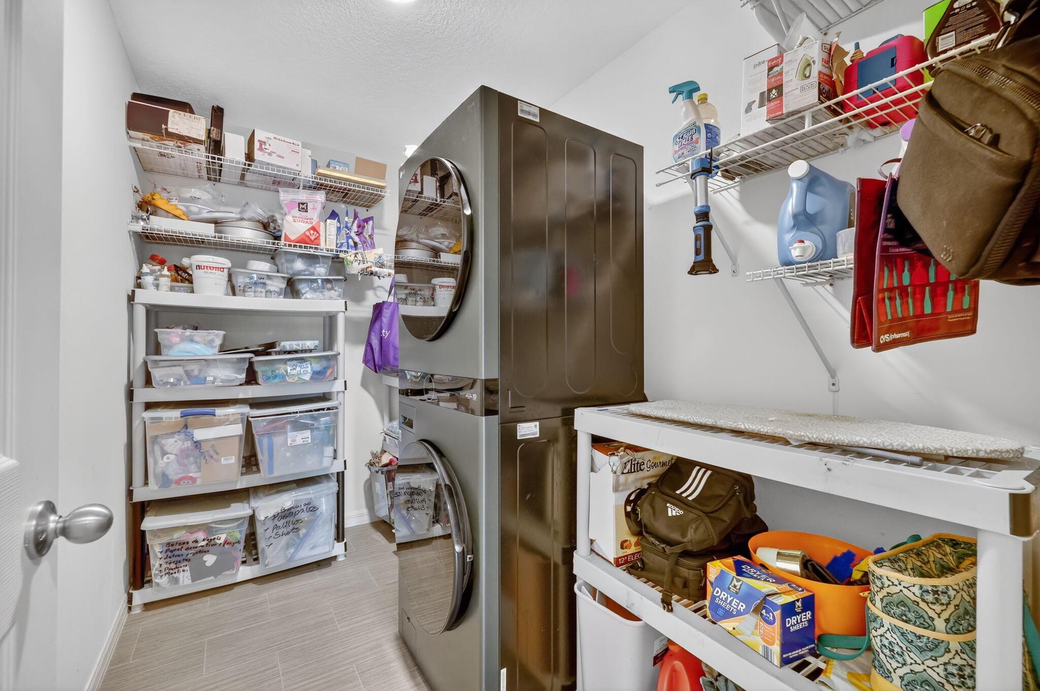 PORT ST LUCIE SECTION 33 - Residential Lease