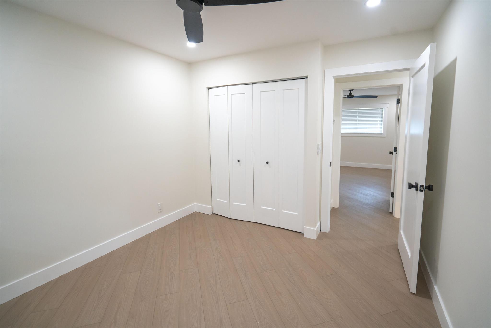 WINDSOR WALK CONDO - Residential