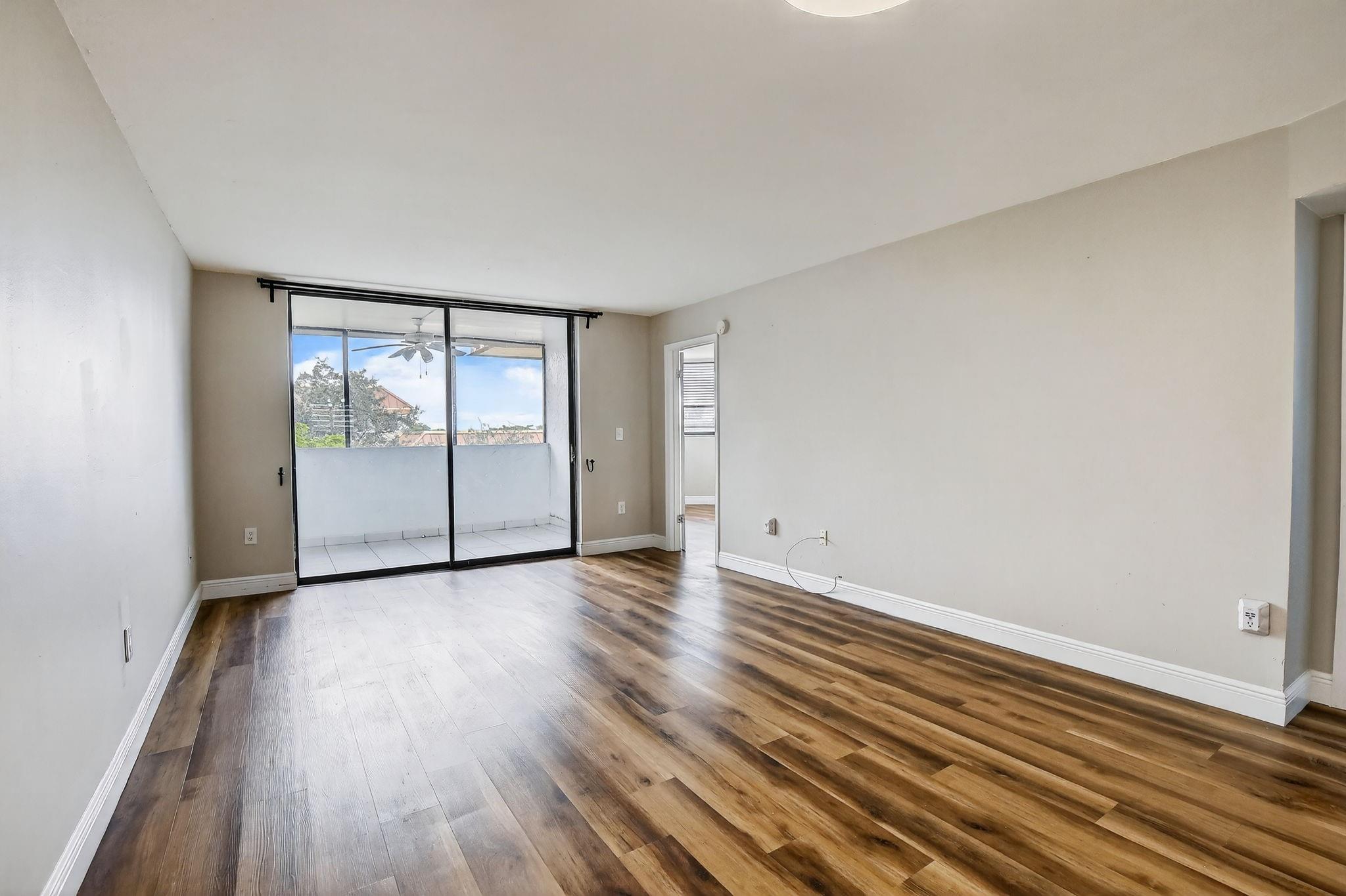 Plantation Forest Condo - Residential