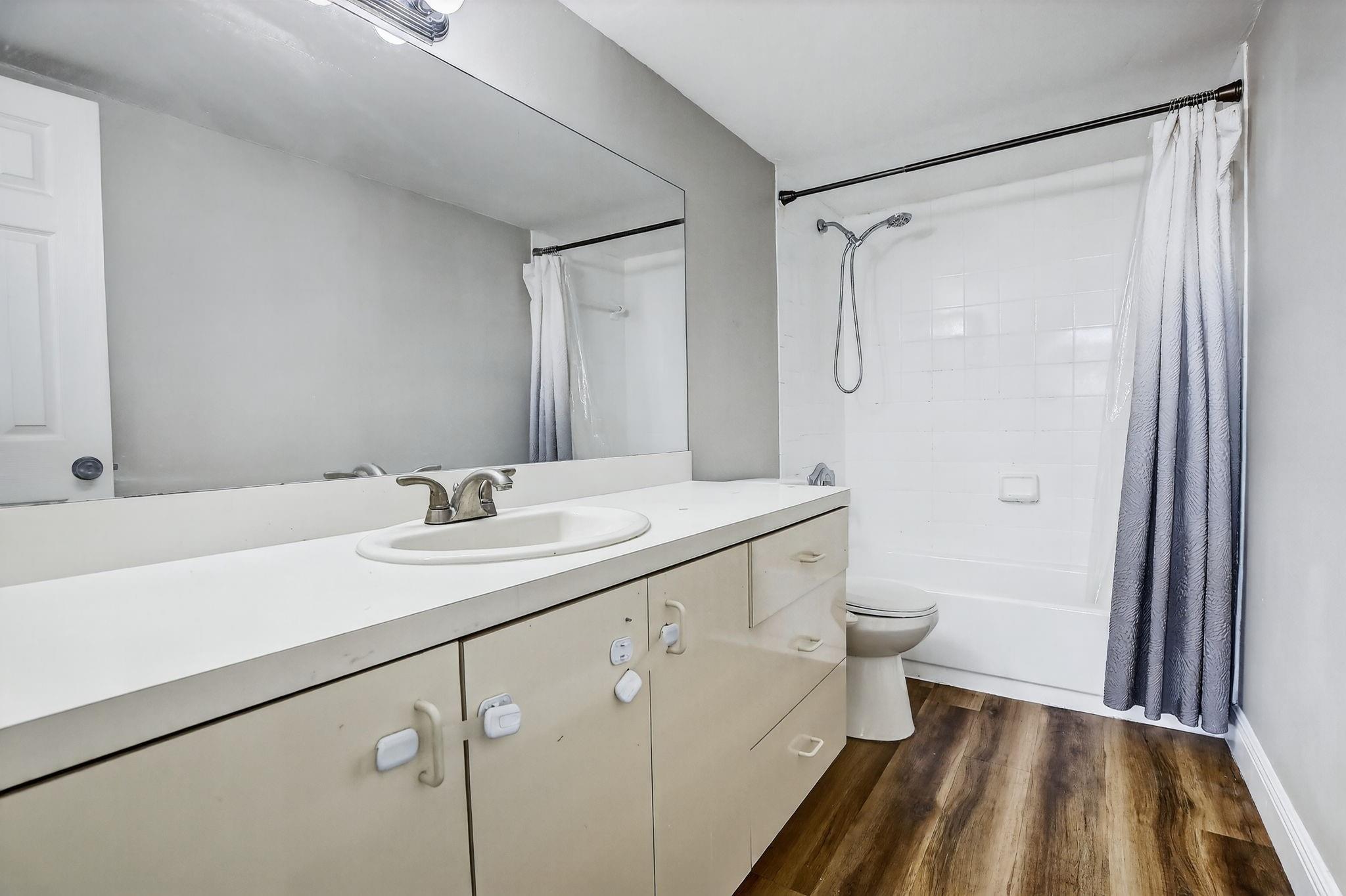 Plantation Forest Condo - Residential