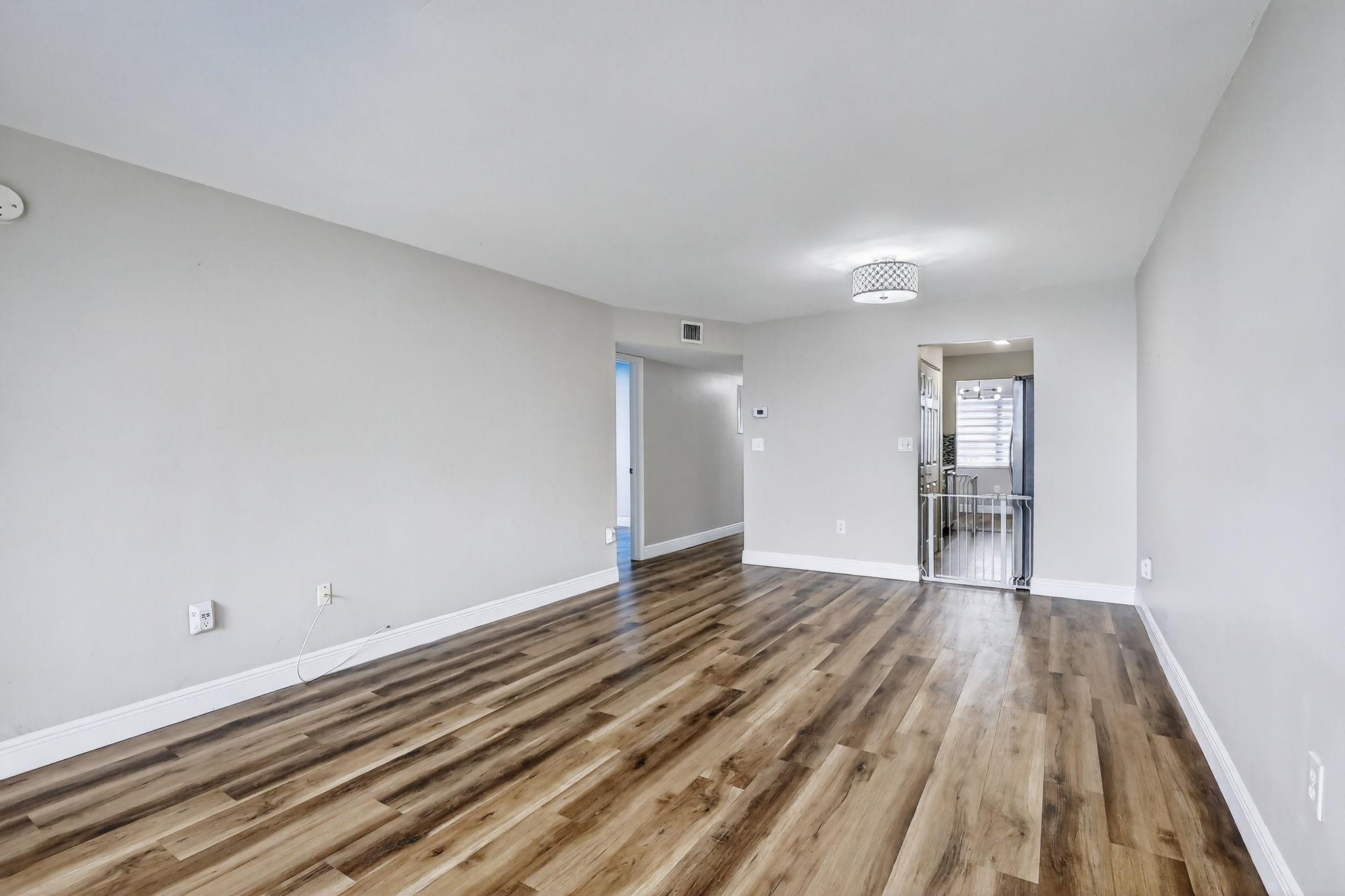 Plantation Forest Condo - Residential