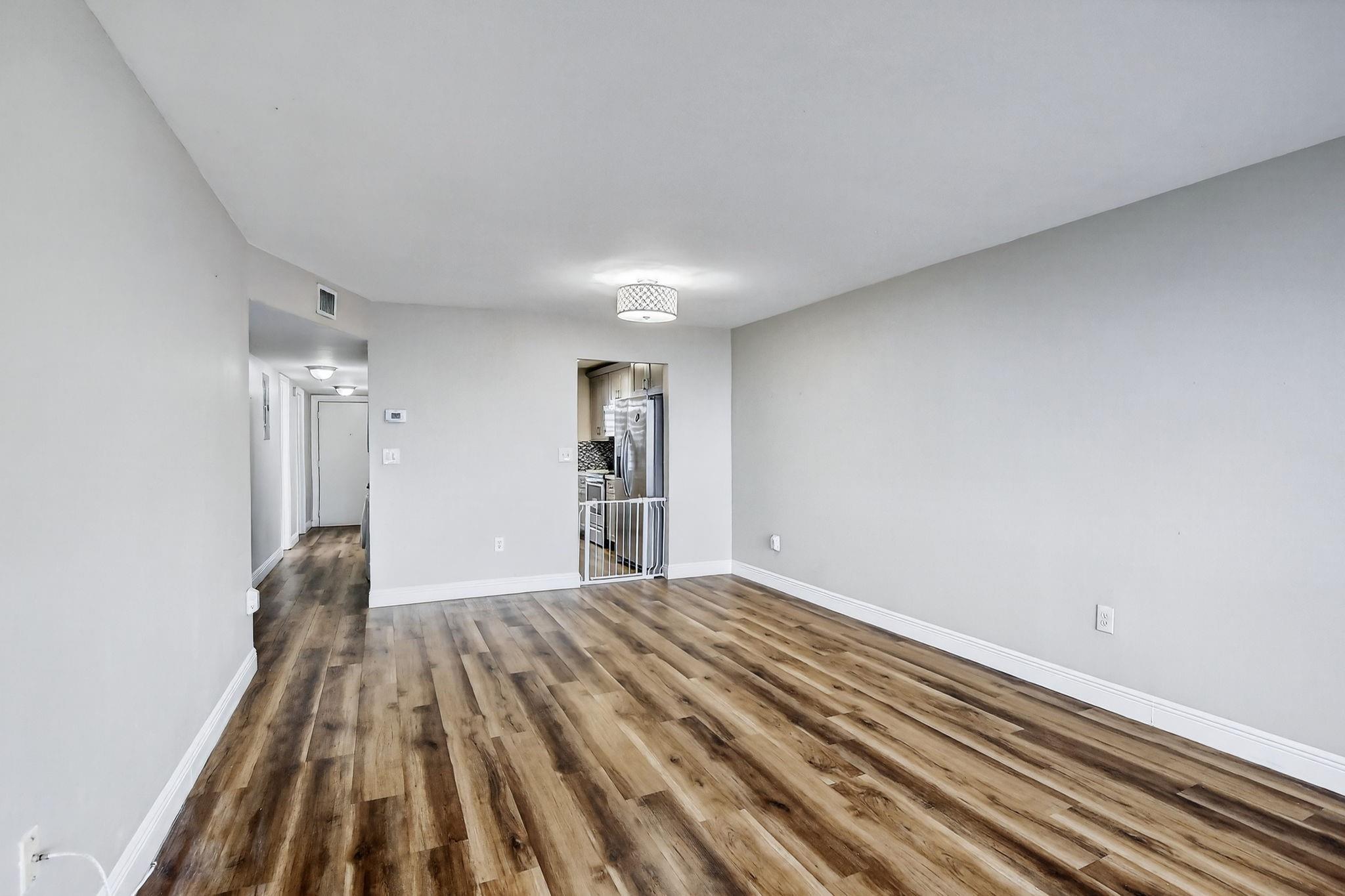 Plantation Forest Condo - Residential