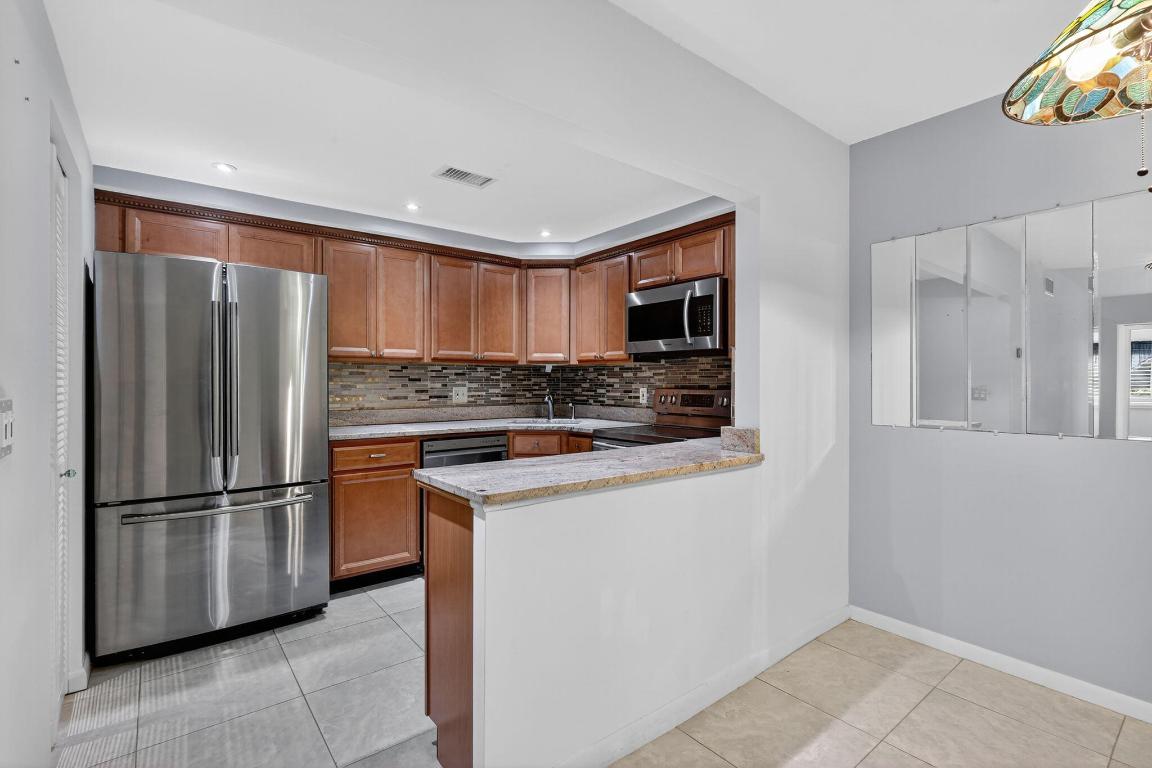 PINE RIDGE SOUTH II CONDO - Residential