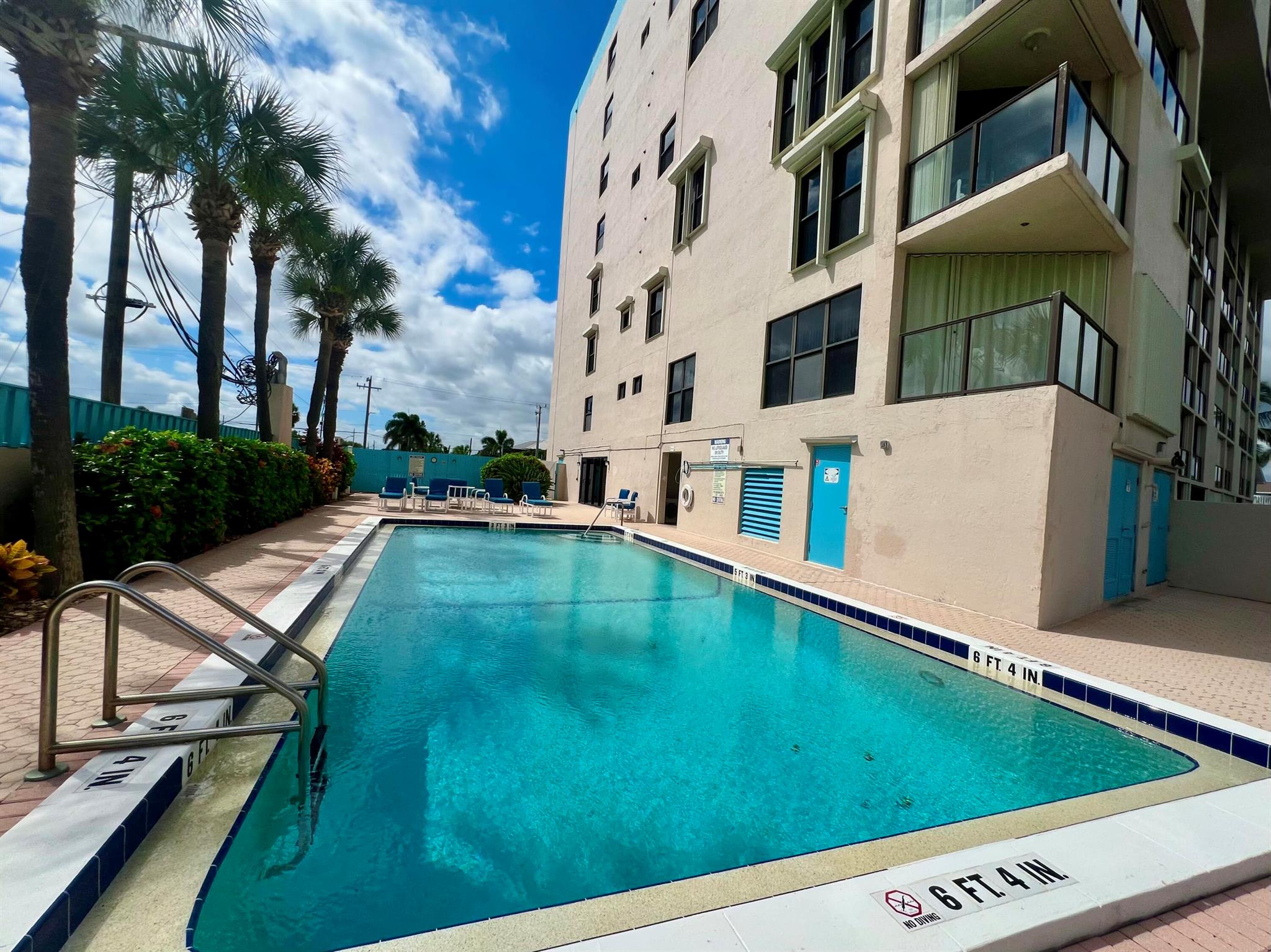AVALON BEACH CLUB, A COND - Residential