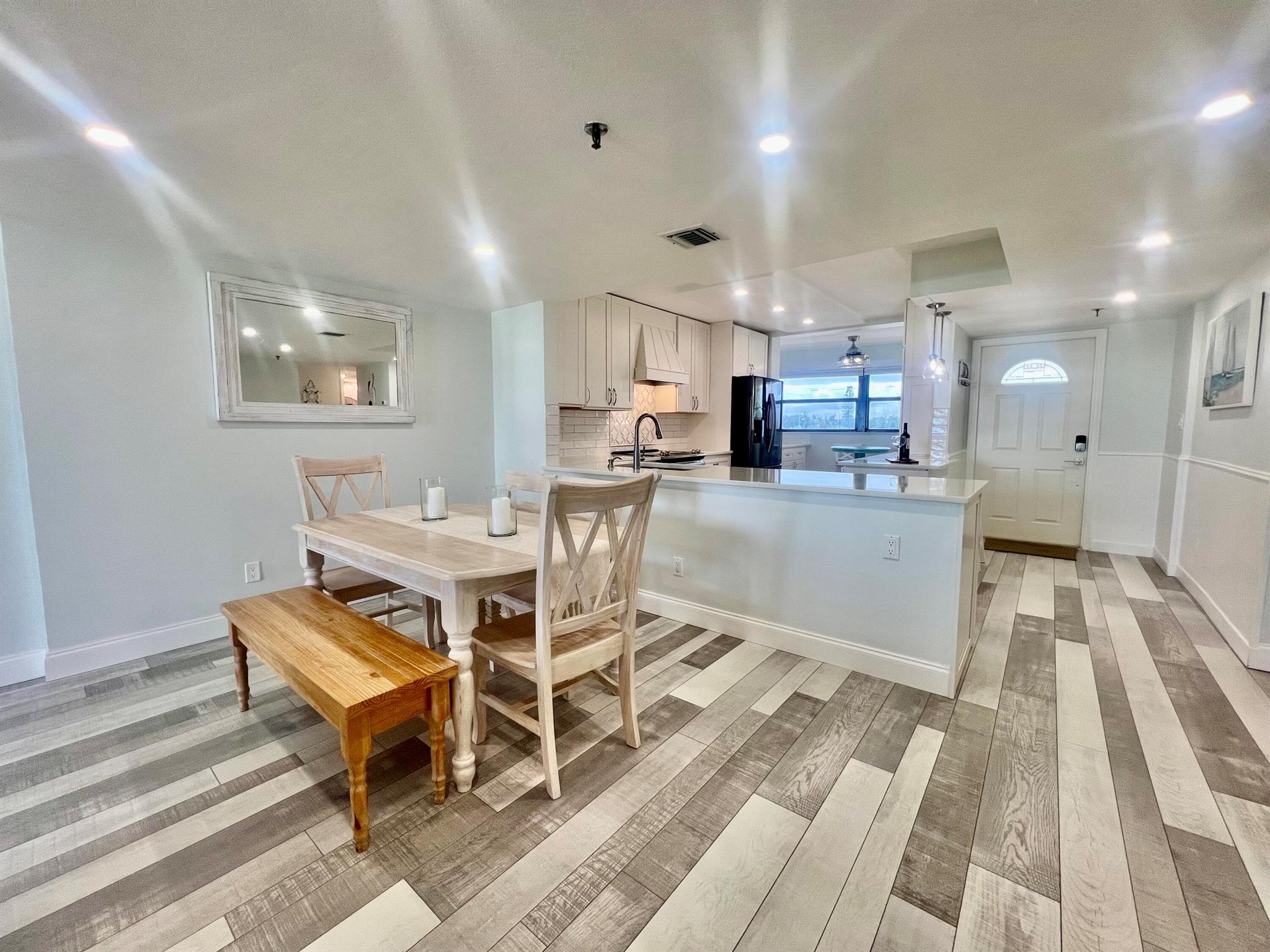 AVALON BEACH CLUB, A COND - Residential
