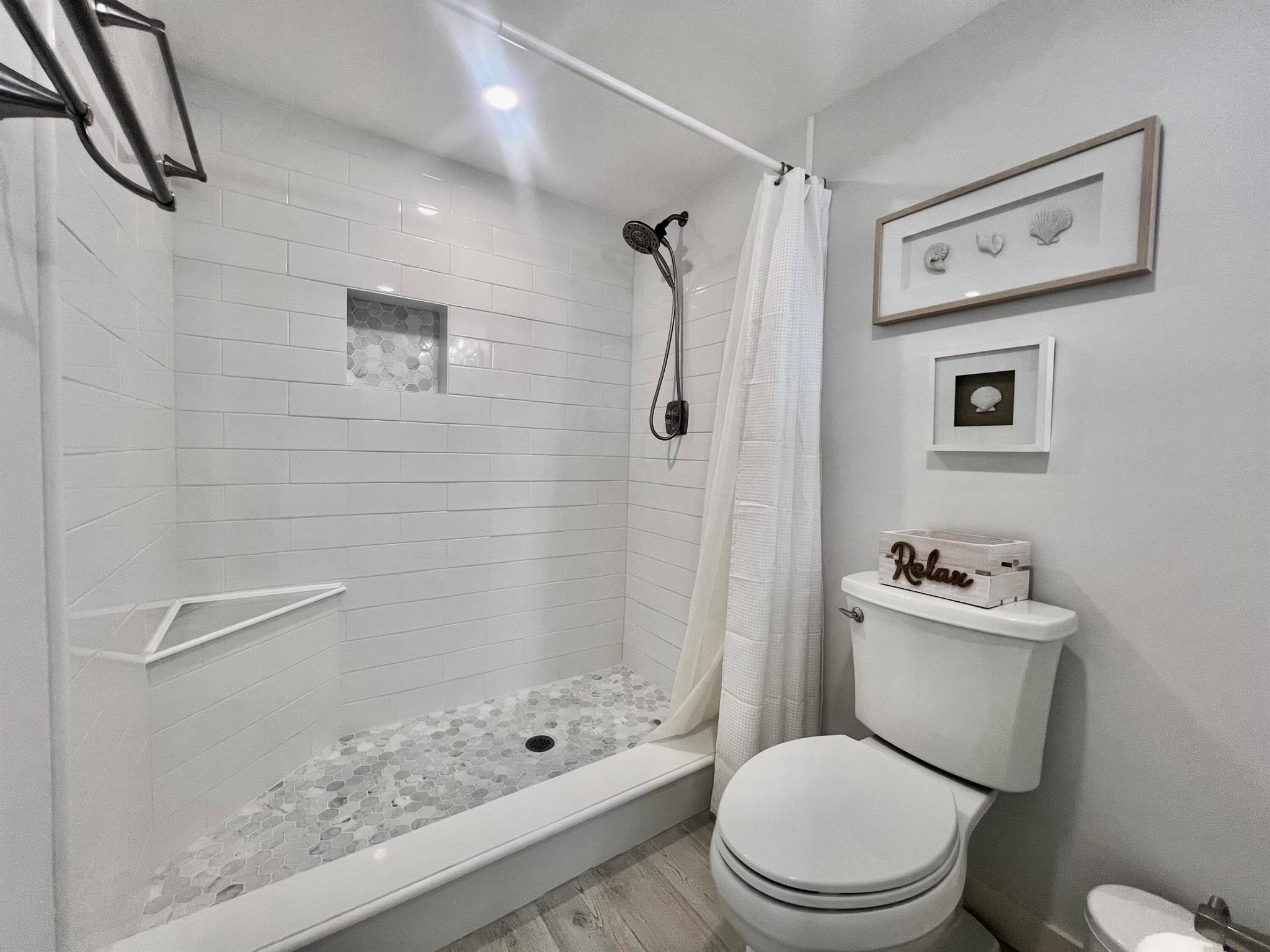 AVALON BEACH CLUB, A COND - Residential