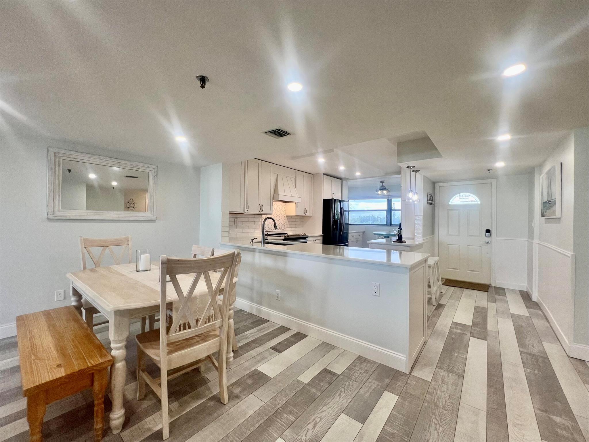 AVALON BEACH CLUB, A COND - Residential
