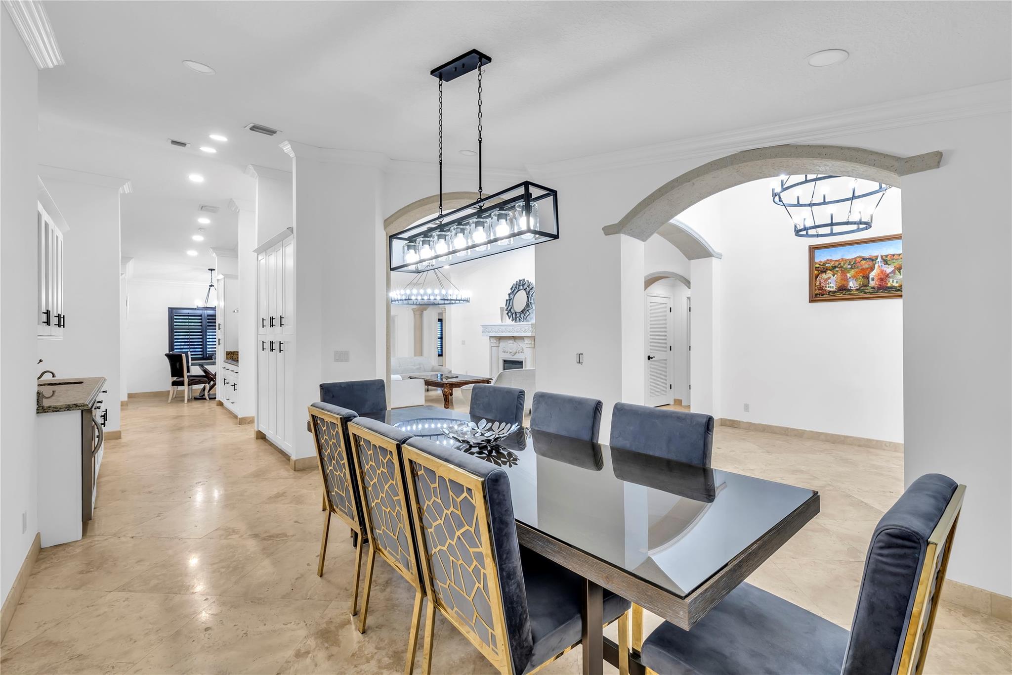 Rodriguez 153-1 B - Residential Lease