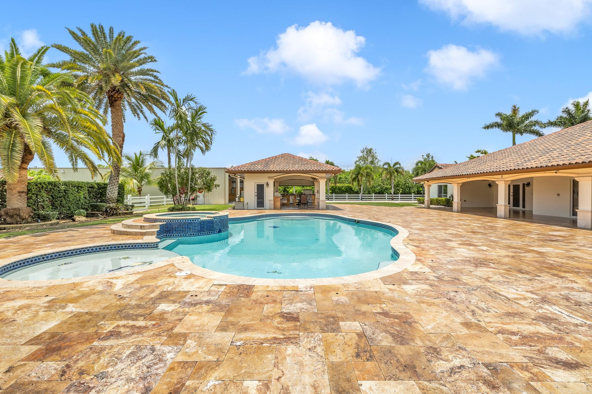 Rodriguez 153-1 B - Residential Lease