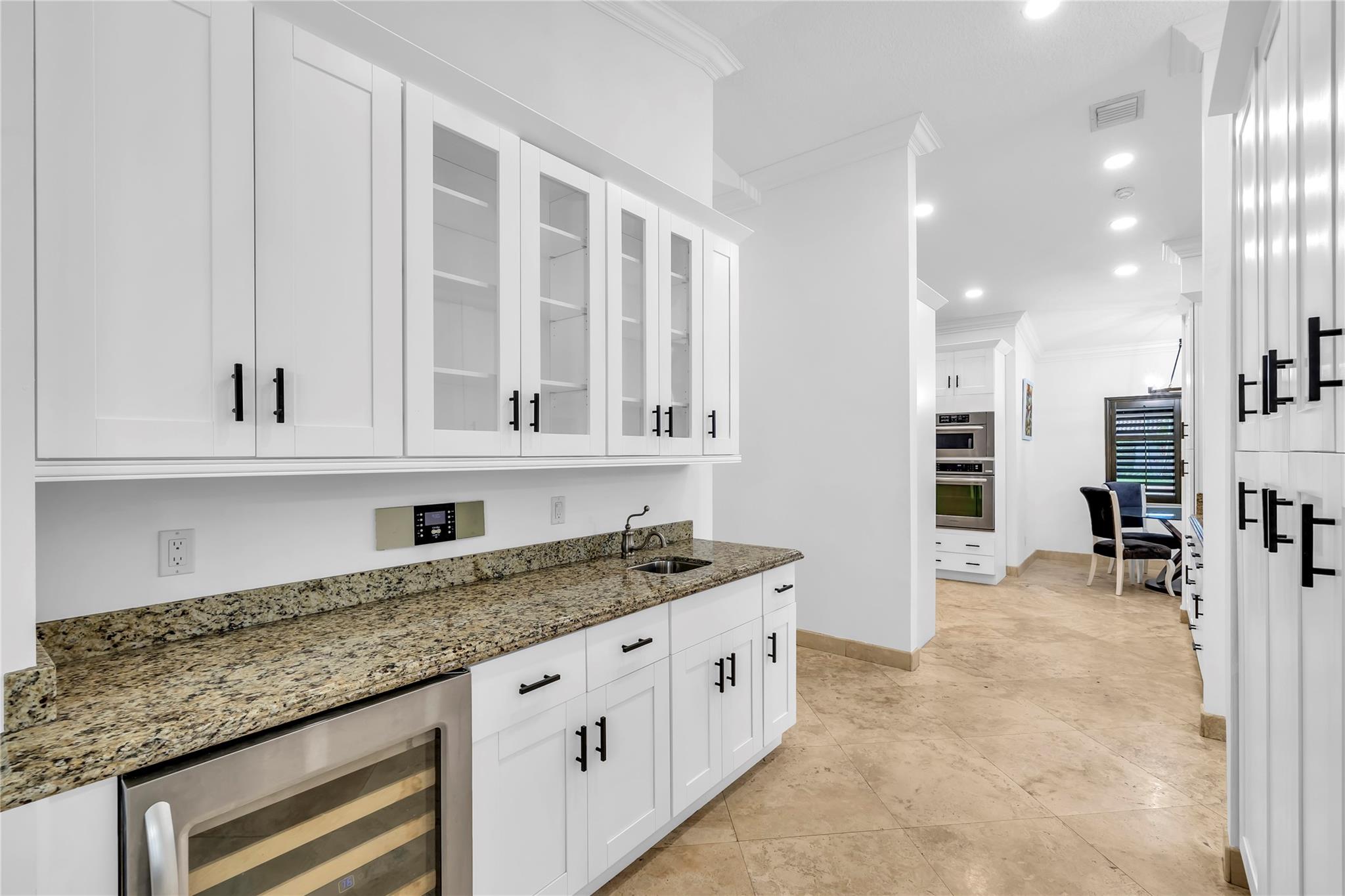 Rodriguez 153-1 B - Residential Lease