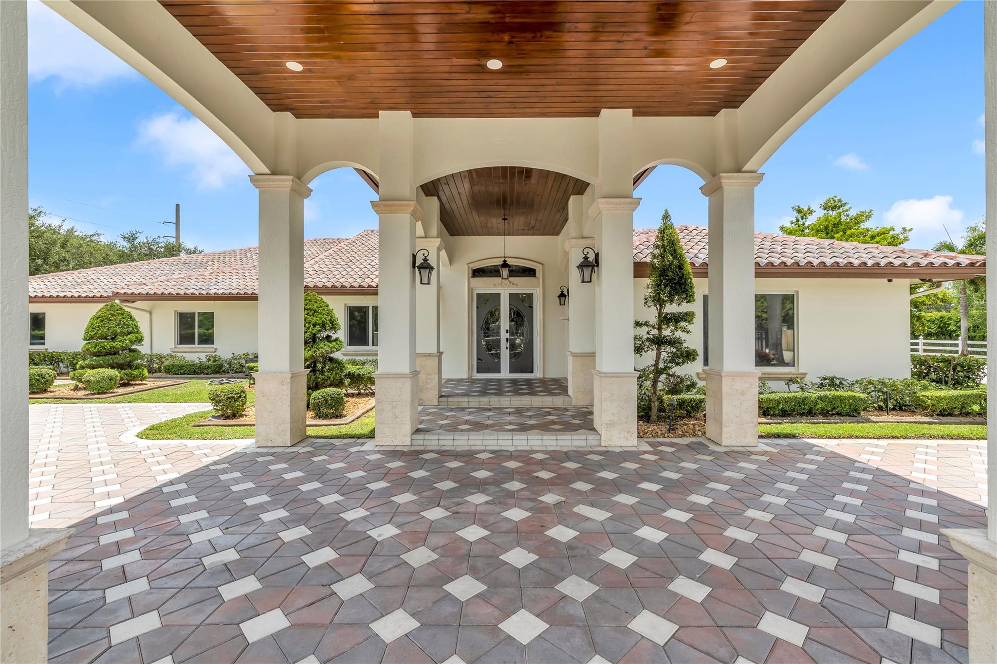 Rodriguez 153-1 B - Residential Lease