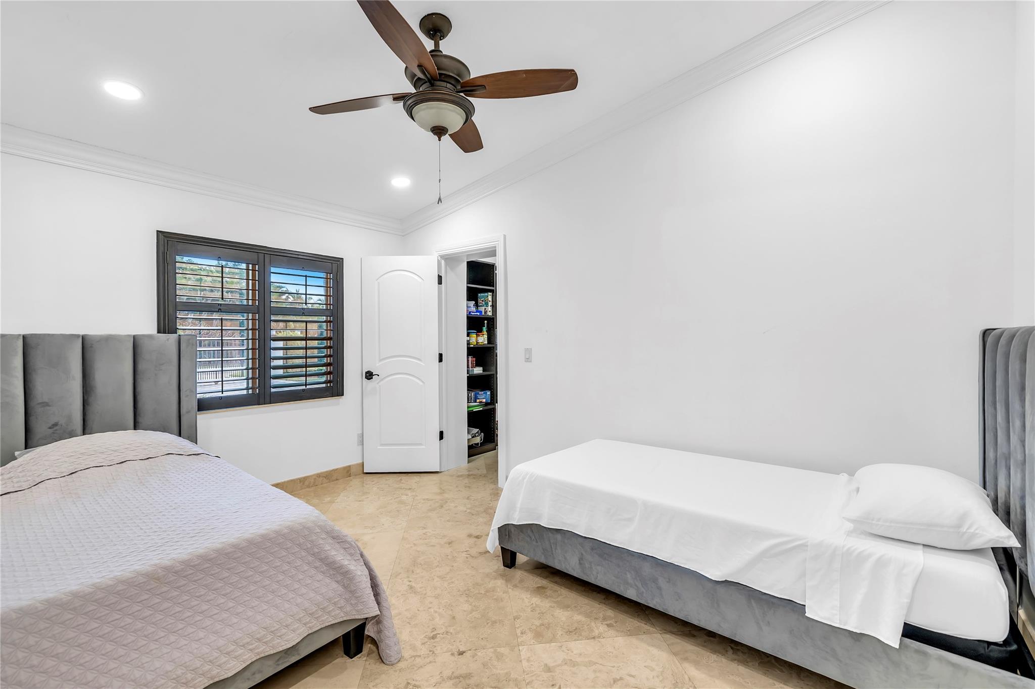 Rodriguez 153-1 B - Residential Lease