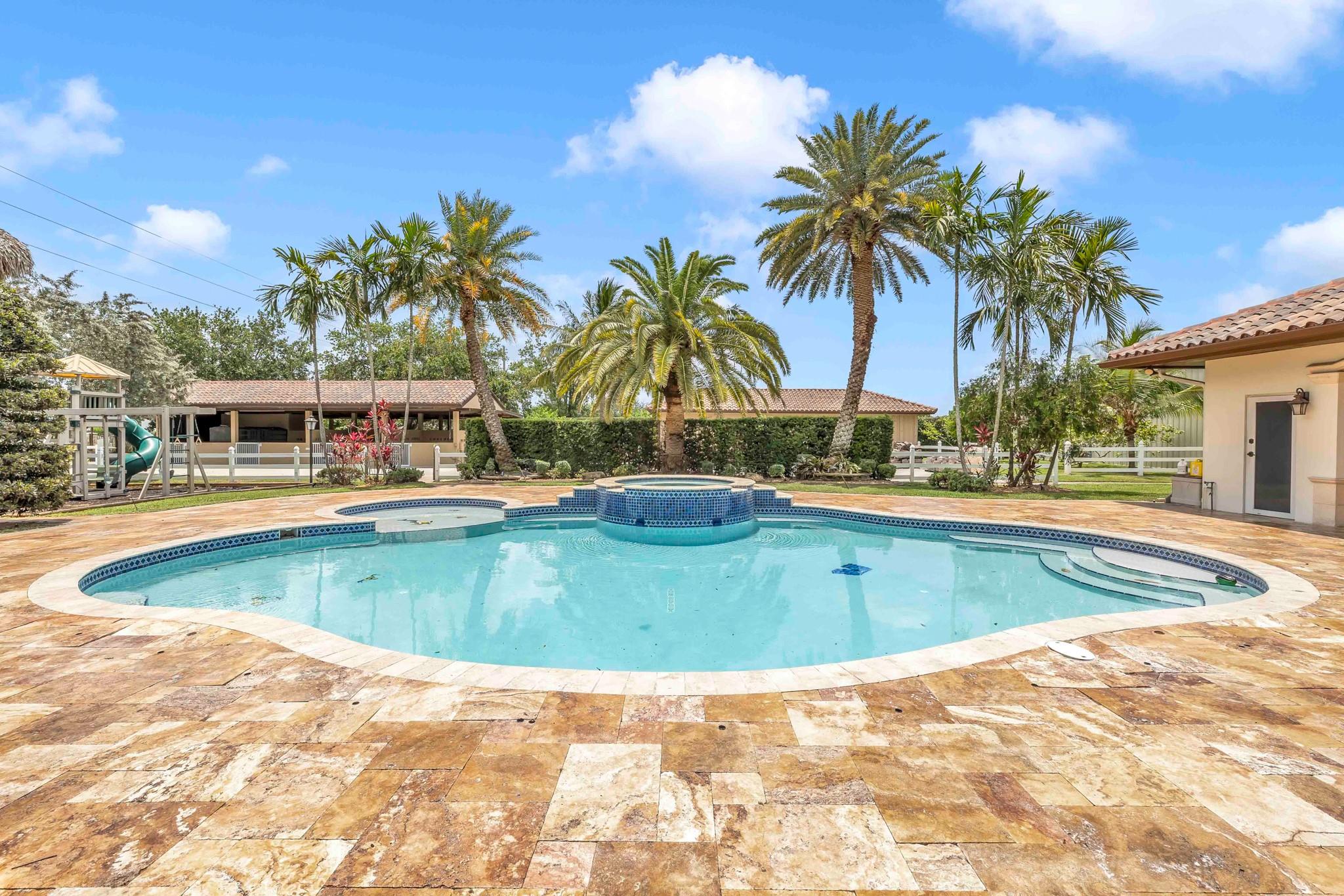Rodriguez 153-1 B - Residential Lease
