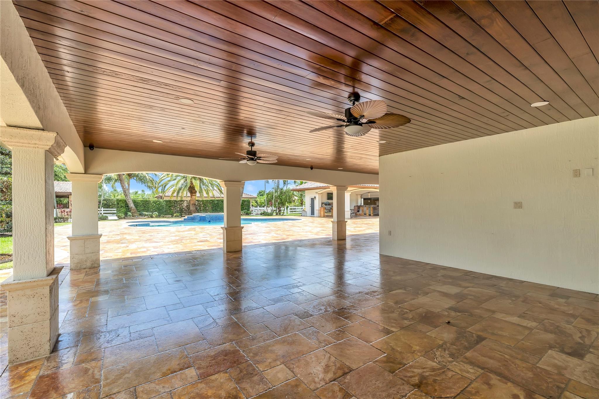Rodriguez 153-1 B - Residential Lease
