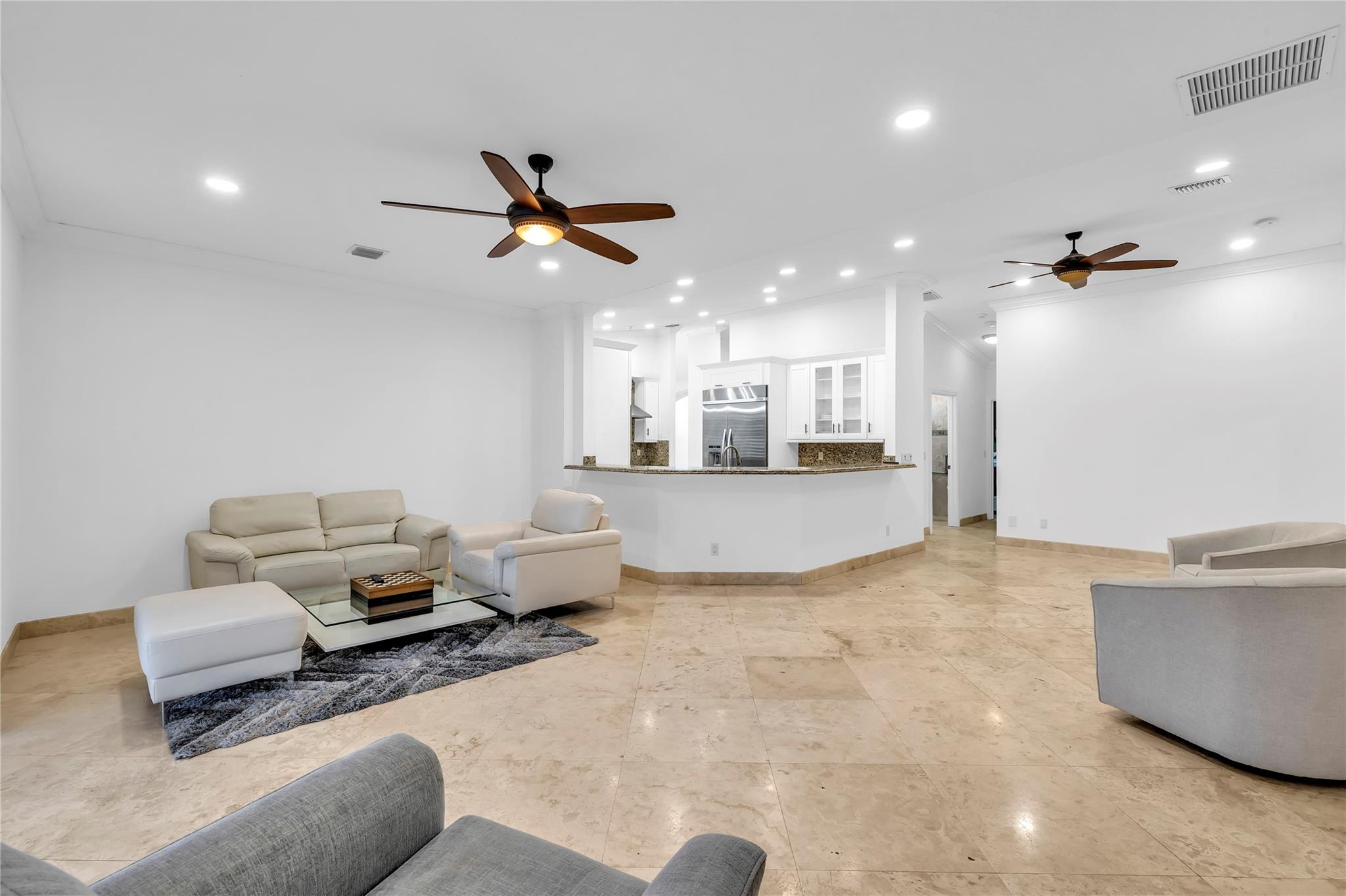 Rodriguez 153-1 B - Residential Lease