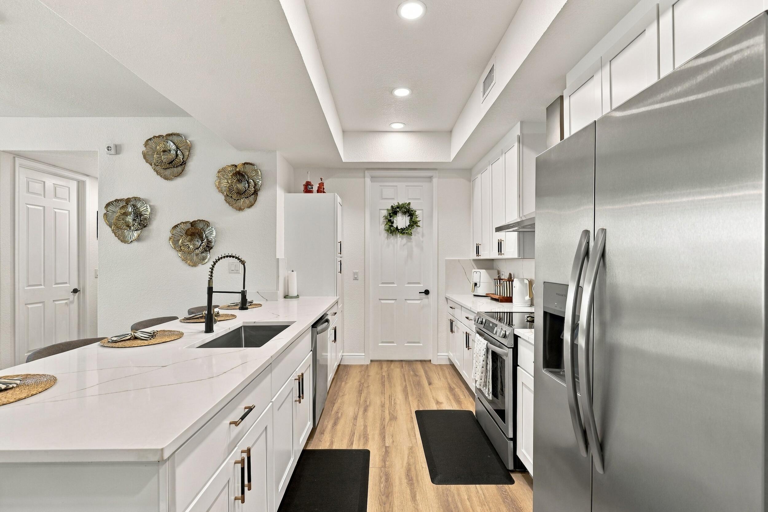 10520 SW STEPHANIE Way 2-207