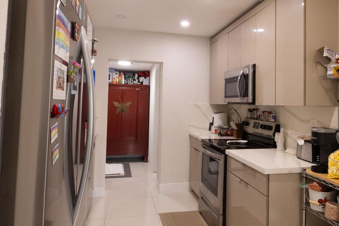 NORTH ANDREWS GARDENS - Residential