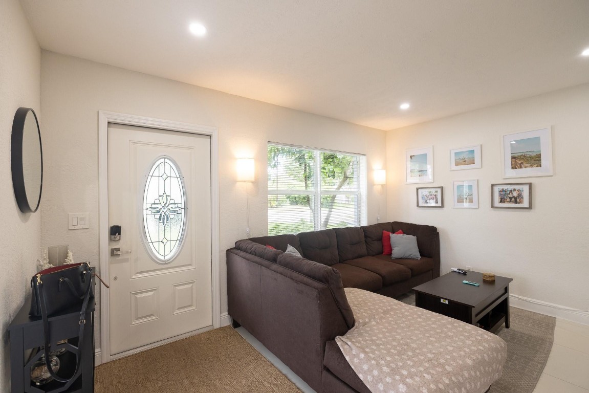 NORTH ANDREWS GARDENS - Residential