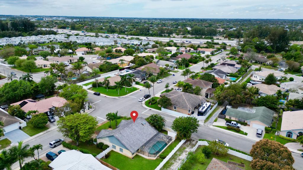 Photo of 1740 22nd Avenue N, Lake Worth Beach, FL 33460 (MLS # B26009452)