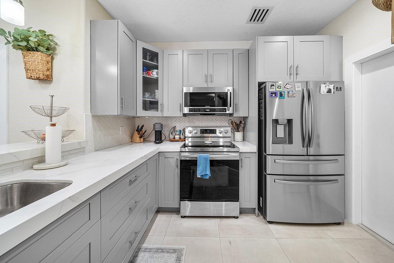 PARCEL I NAUTICA PLAT - Residential Lease