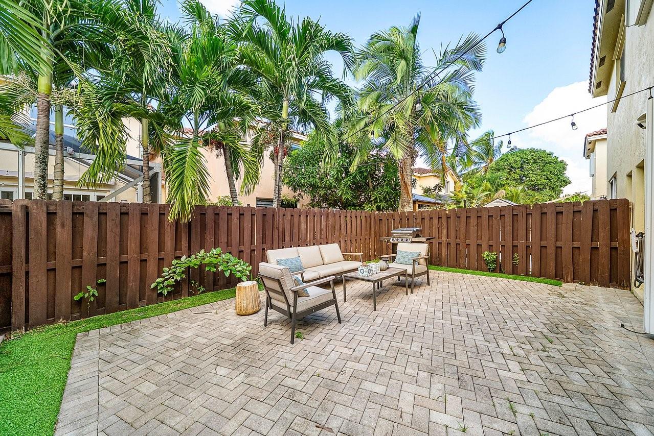 PARCEL I NAUTICA PLAT - Residential Lease