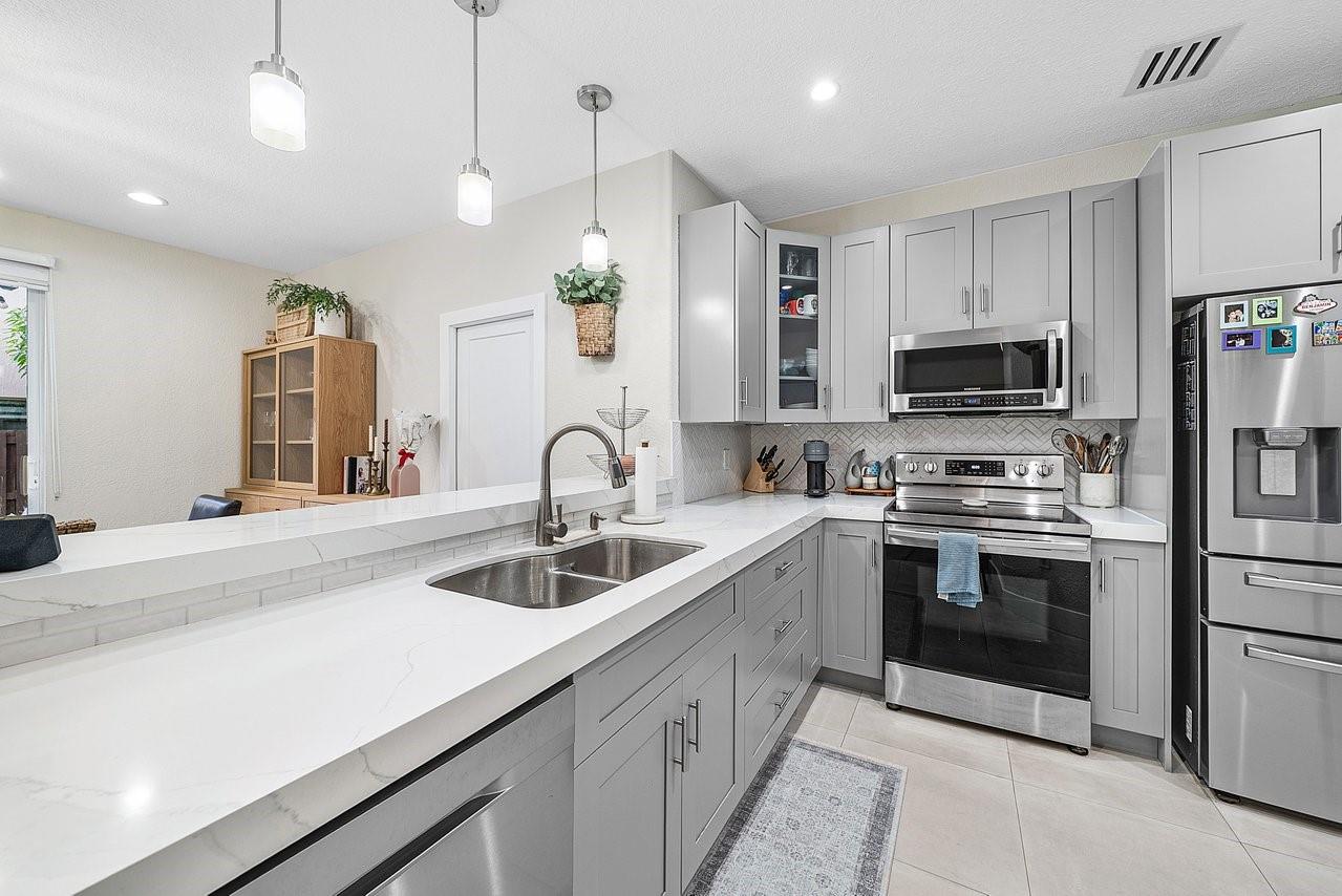 PARCEL I NAUTICA PLAT - Residential Lease