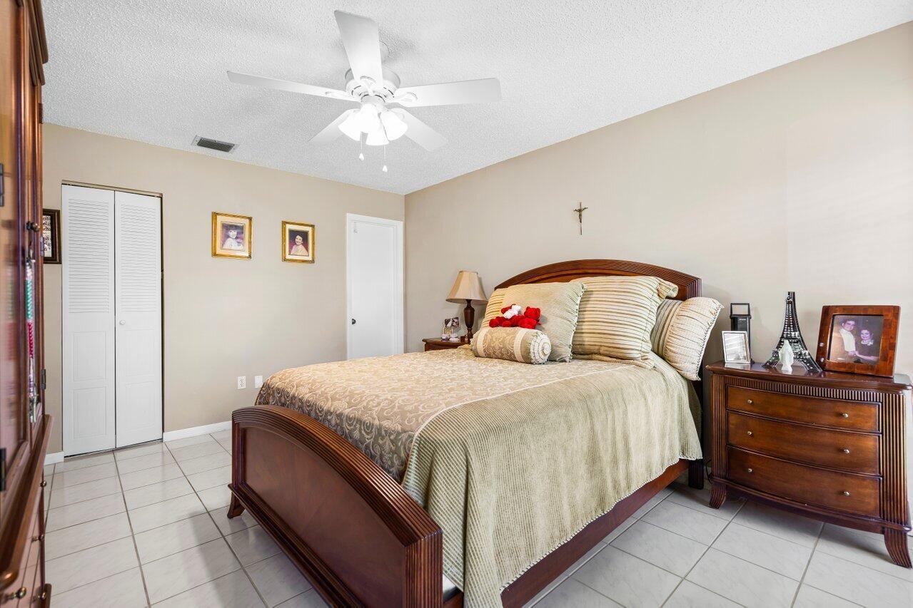 BUTTONWOOD 1 - Residential