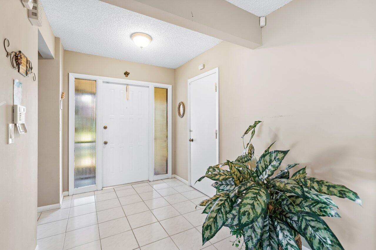 BUTTONWOOD 1 - Residential