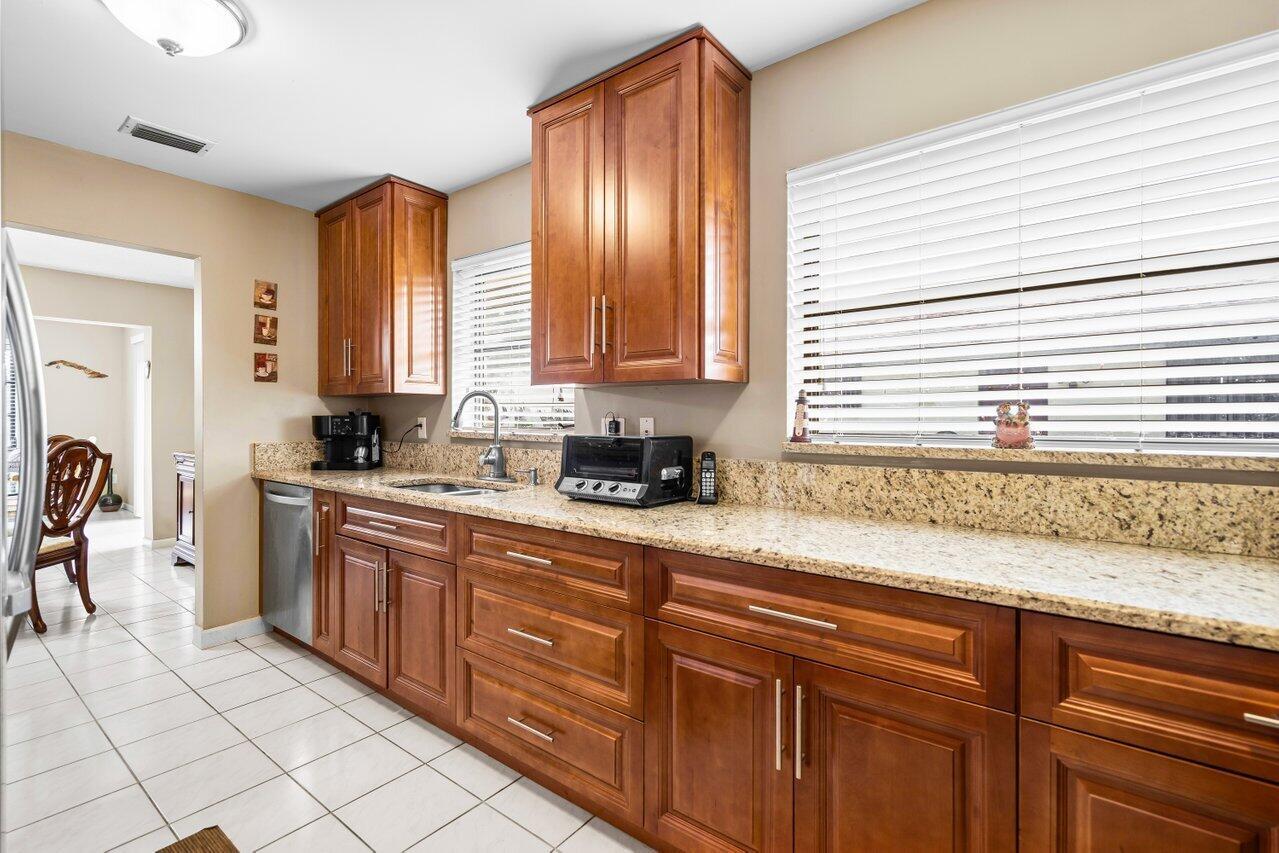 BUTTONWOOD 1 - Residential