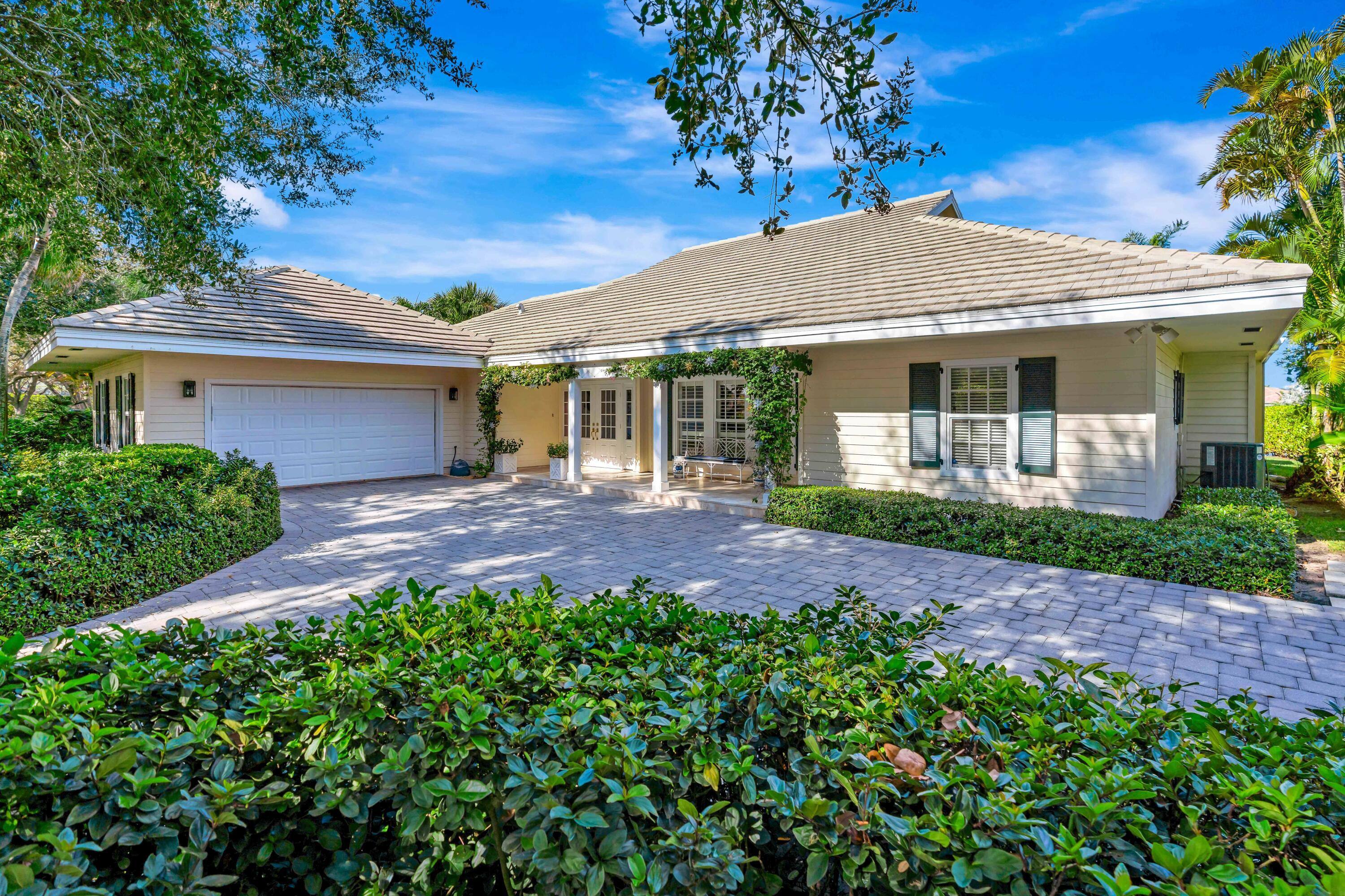 18289 SE HERITAGE Drive