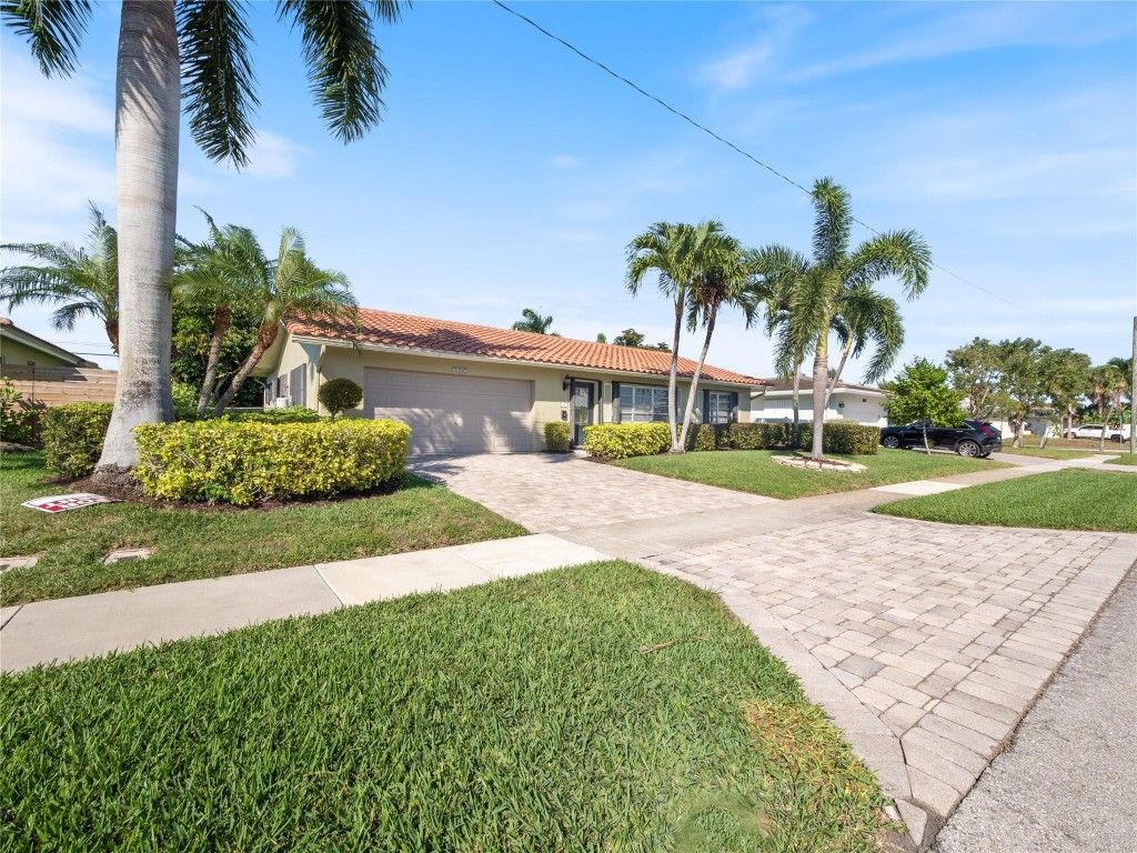 Photo of 1109 SW 12th Street, Boca Raton, FL 33486 (MLS # F10508015)