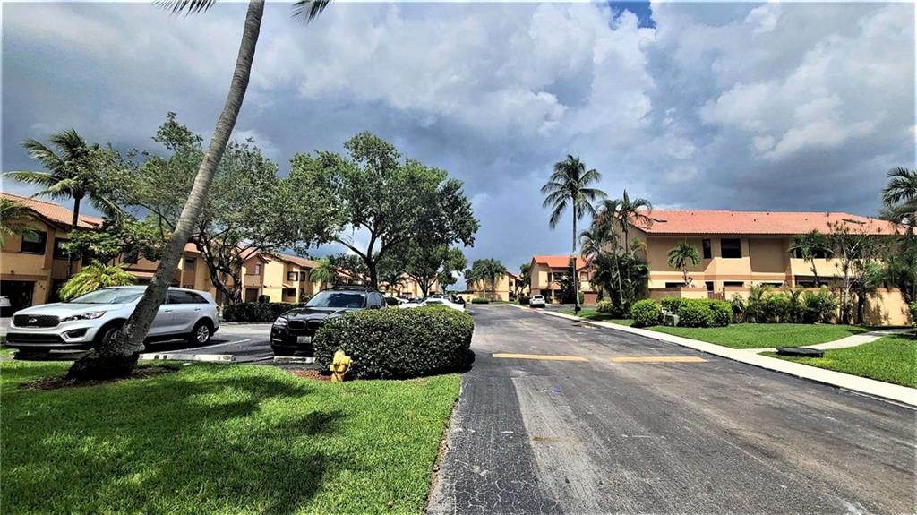 Pembroke Lakes South 119- - Residential