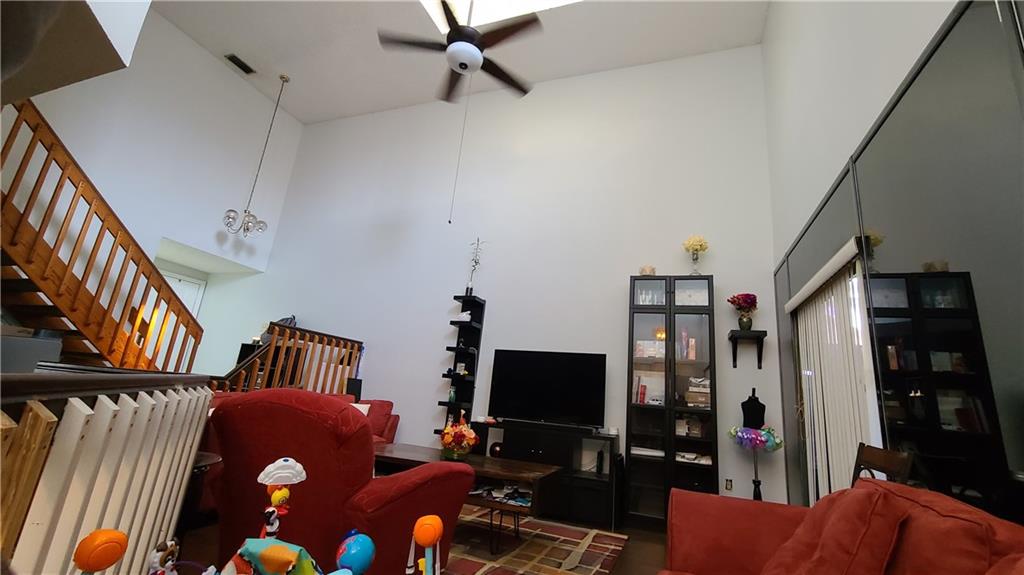 Pembroke Lakes South 119- - Residential