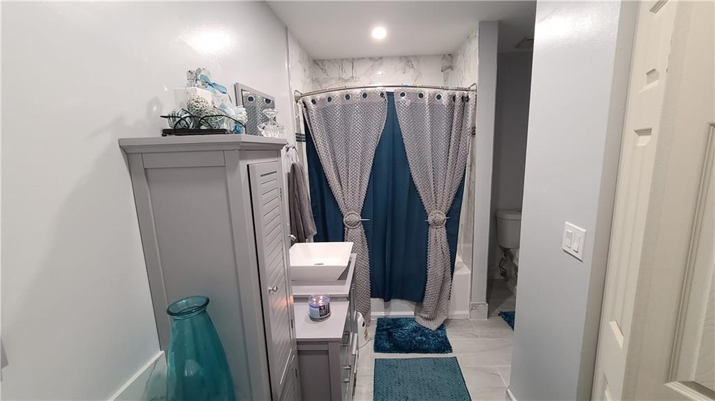 Pembroke Lakes South 119- - Residential