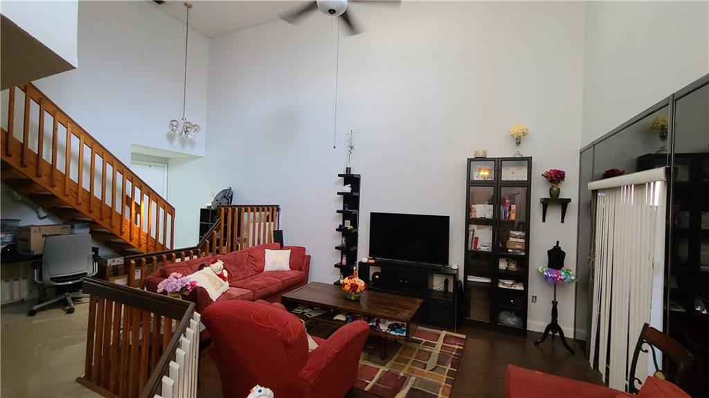 Pembroke Lakes South 119- - Residential