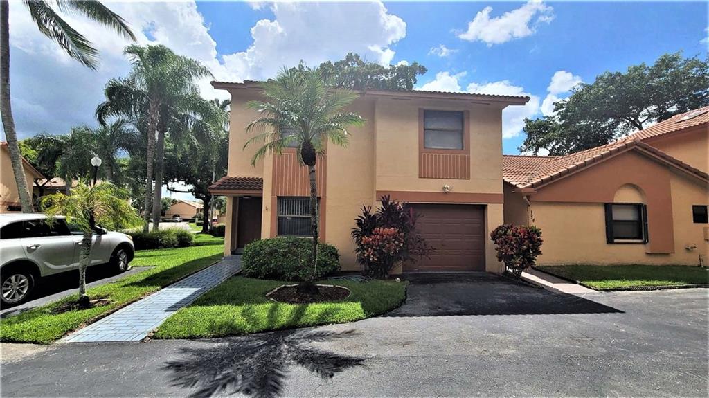 Pembroke Lakes South 119- - Residential