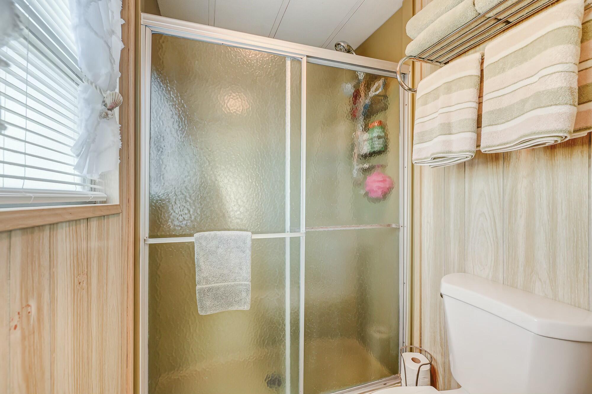 COLONIAL ESTATES INC MOBILE HOME PARK - Residential