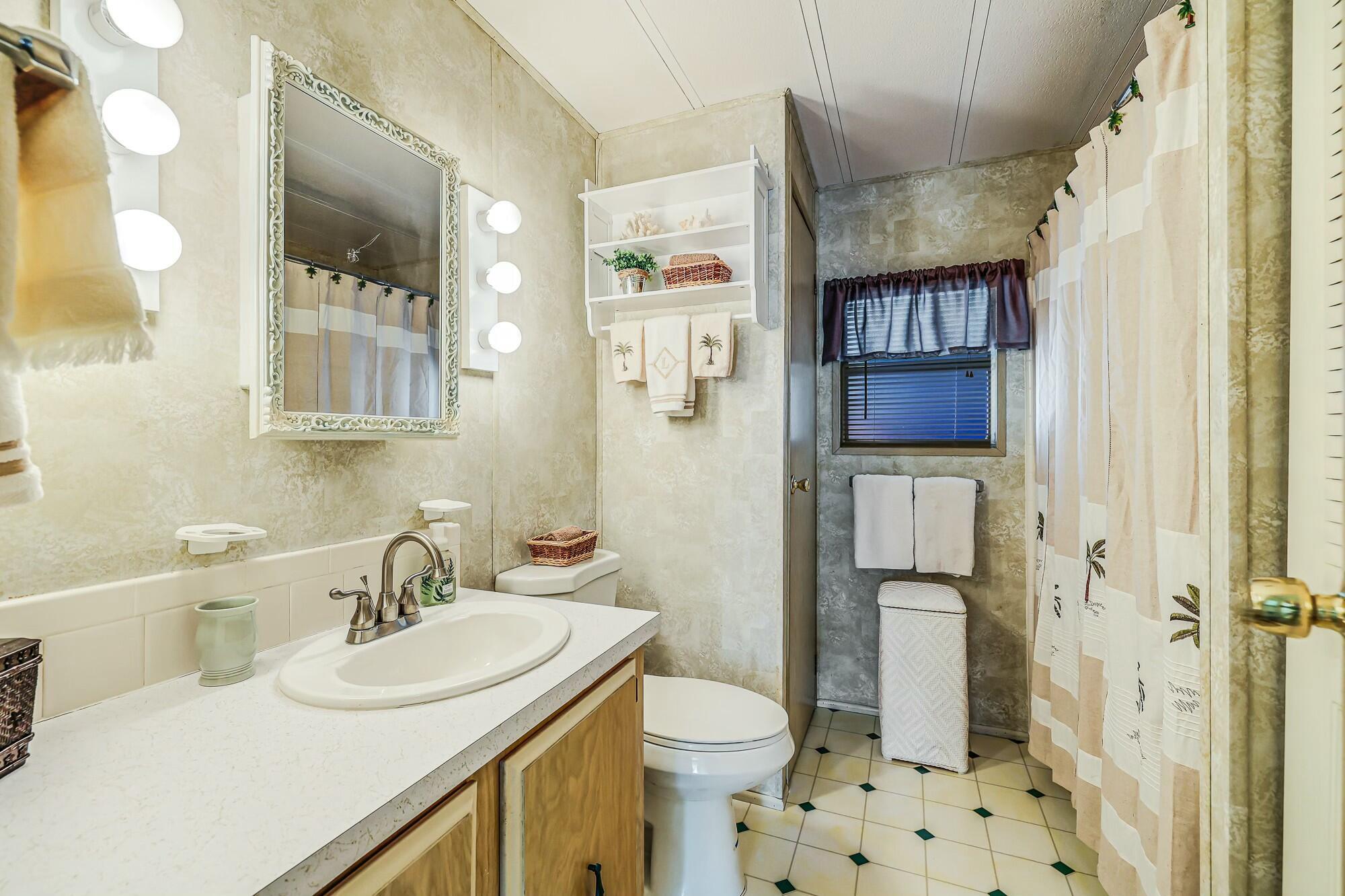 COLONIAL ESTATES INC MOBILE HOME PARK - Residential