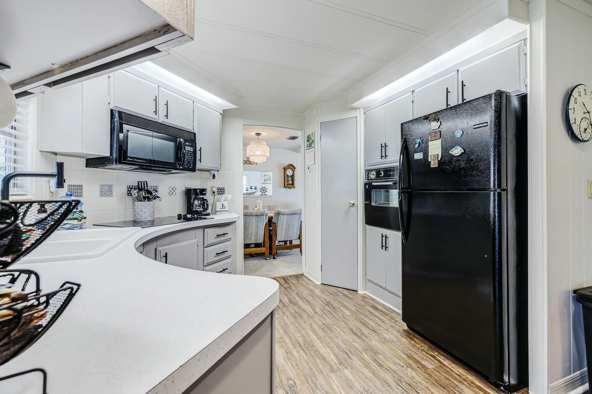 COLONIAL ESTATES INC MOBILE HOME PARK - Residential