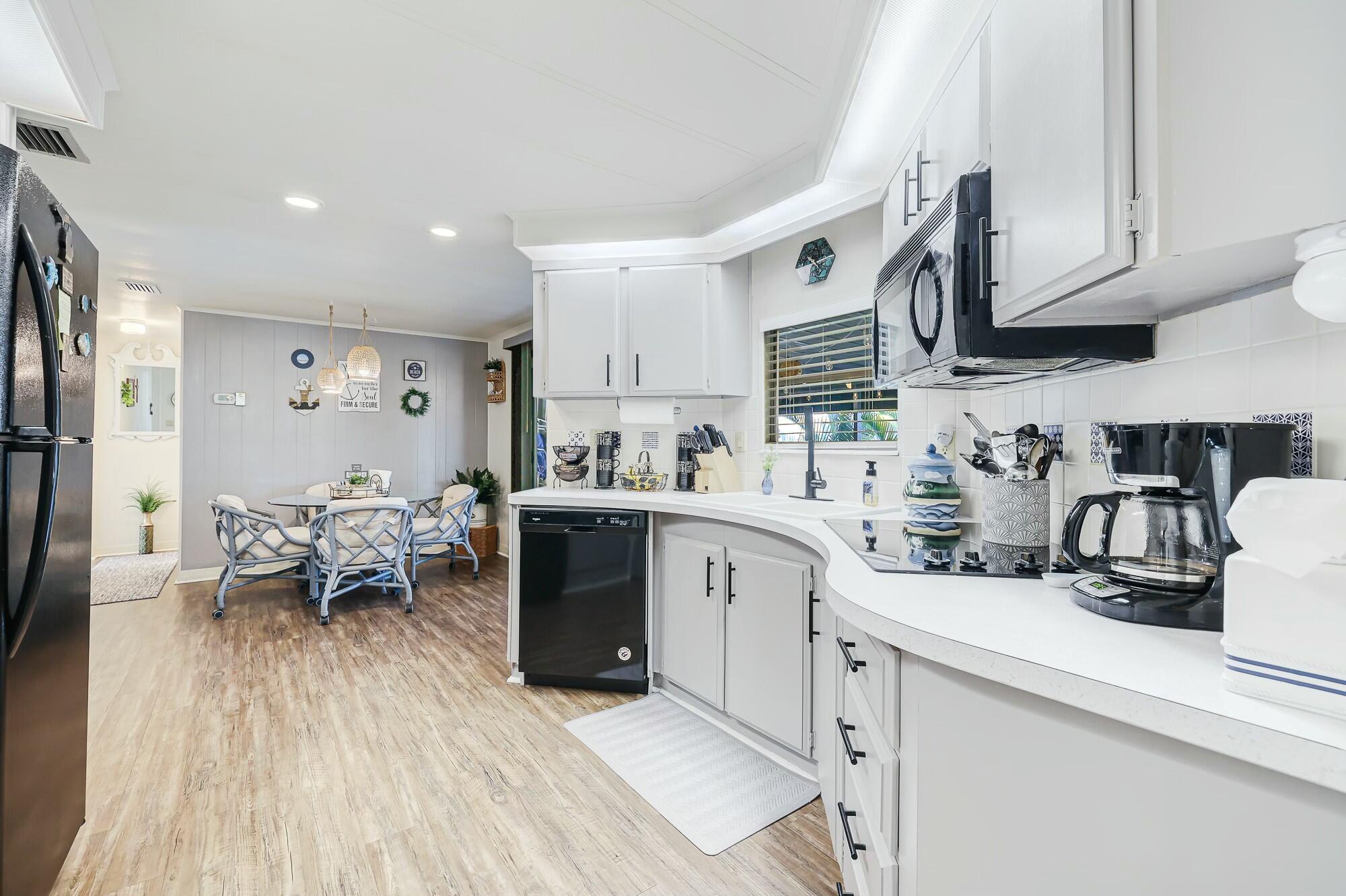 COLONIAL ESTATES INC MOBILE HOME PARK - Residential