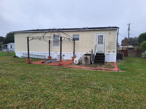 A home in Moore Haven