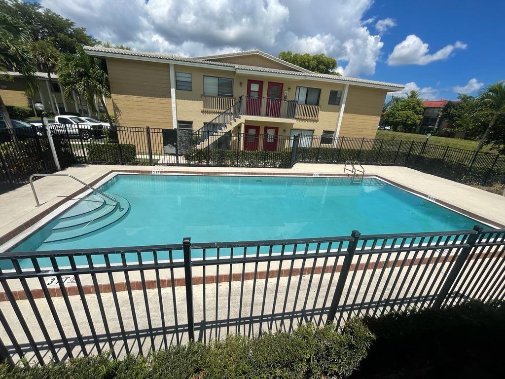 Villas Of Riverside Condo - Residential Lease