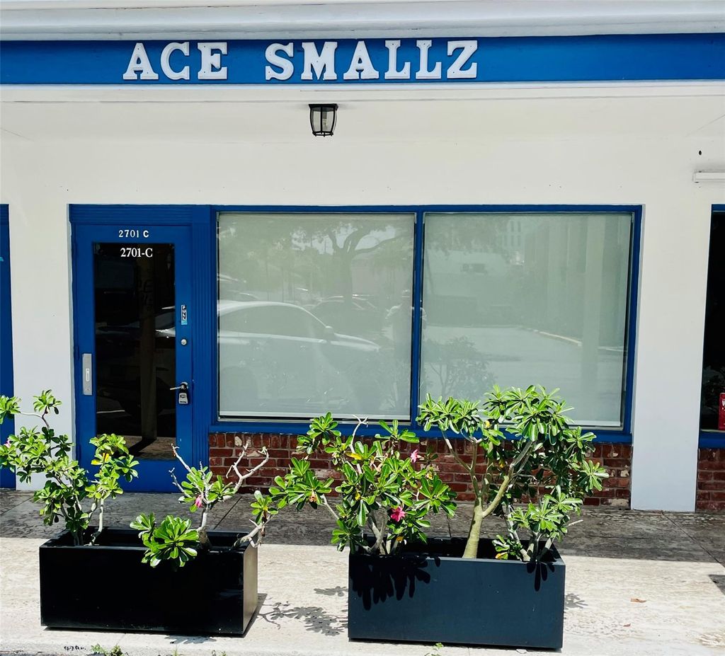 Photo of 2701 E Oakland Park Boulevard #C, Fort Lauderdale, FL 33306 (MLS # F10475335)