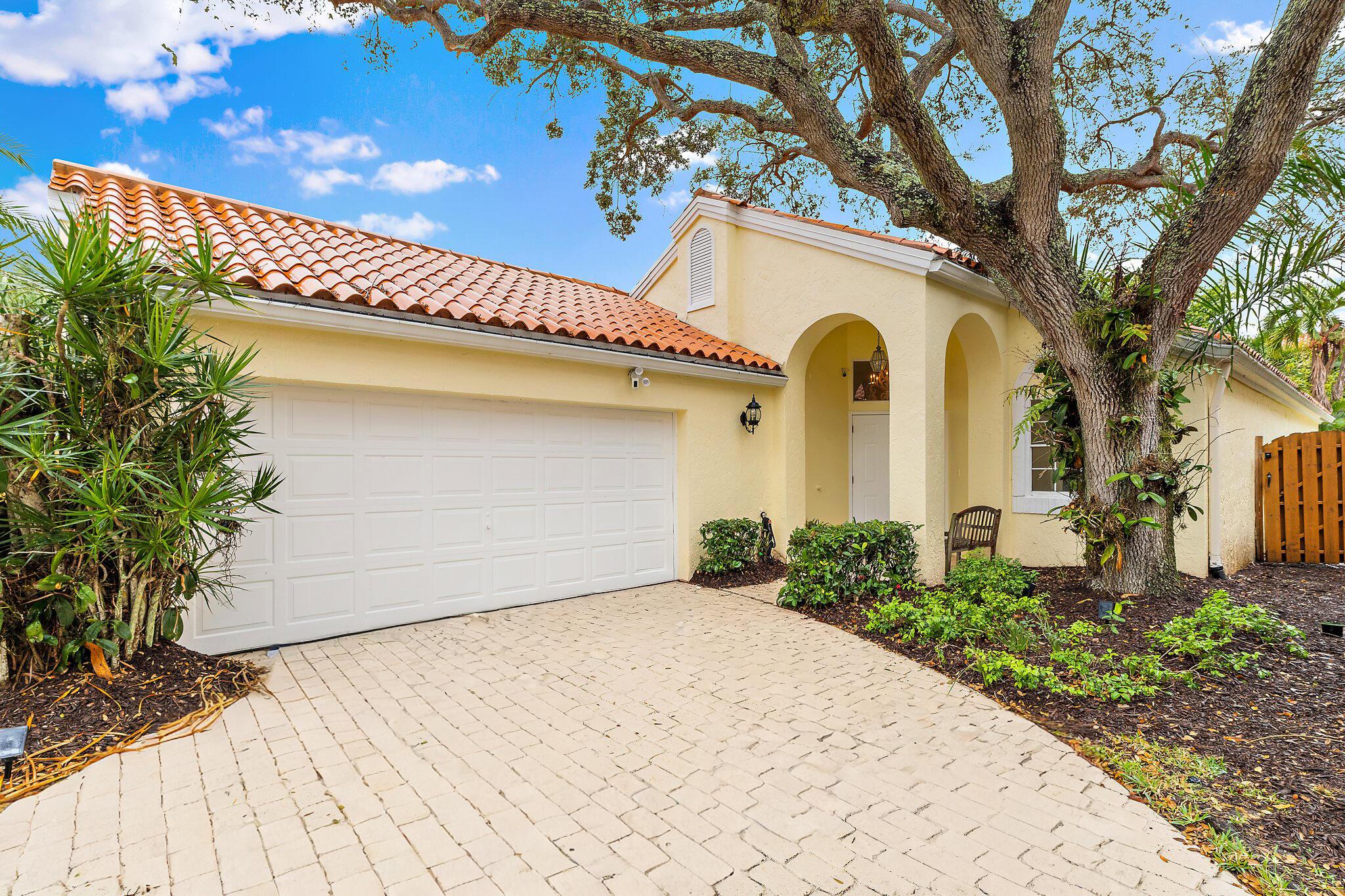 CRYSTAL POINTE 3 - Residential