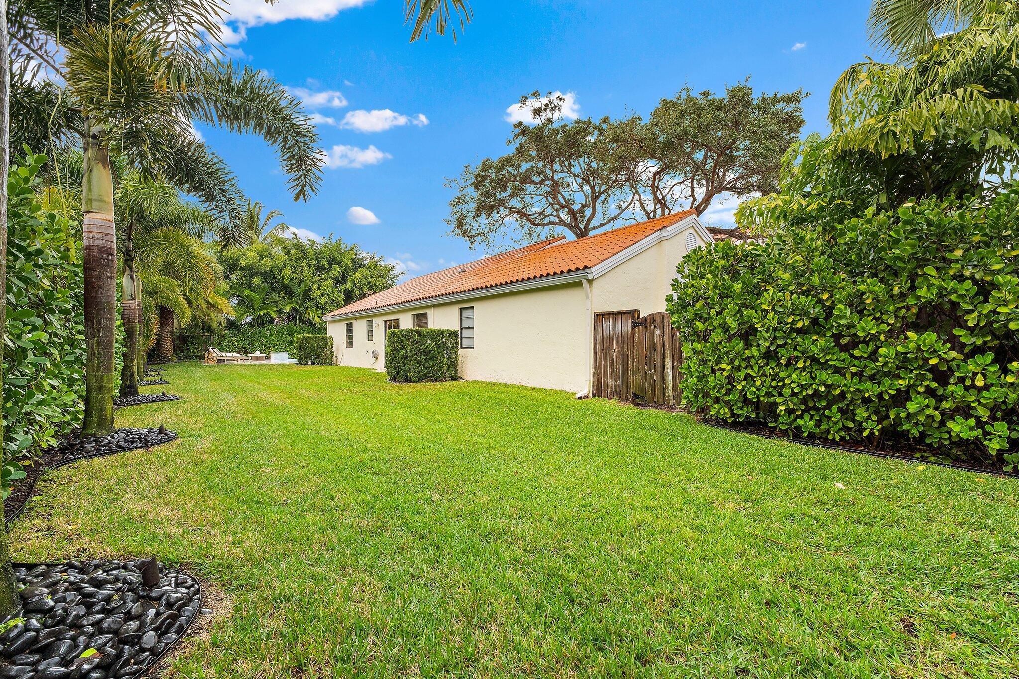 CRYSTAL POINTE 3 - Residential