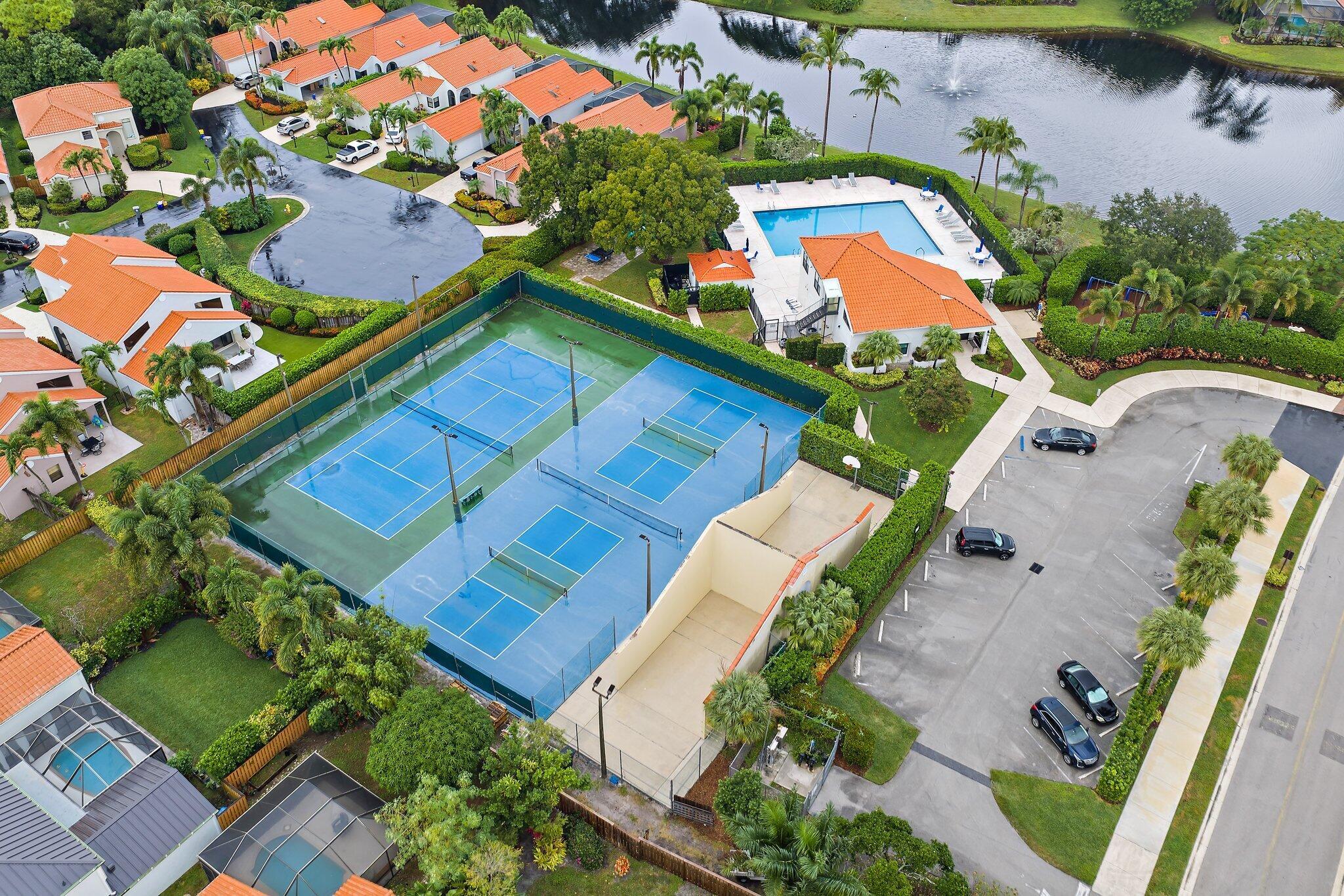 CRYSTAL POINTE 3 - Residential