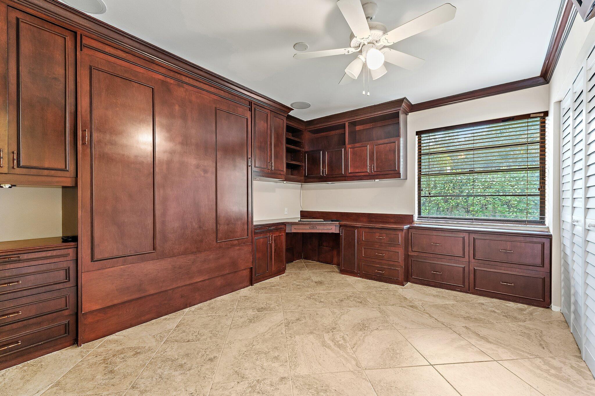 CRYSTAL POINTE 3 - Residential