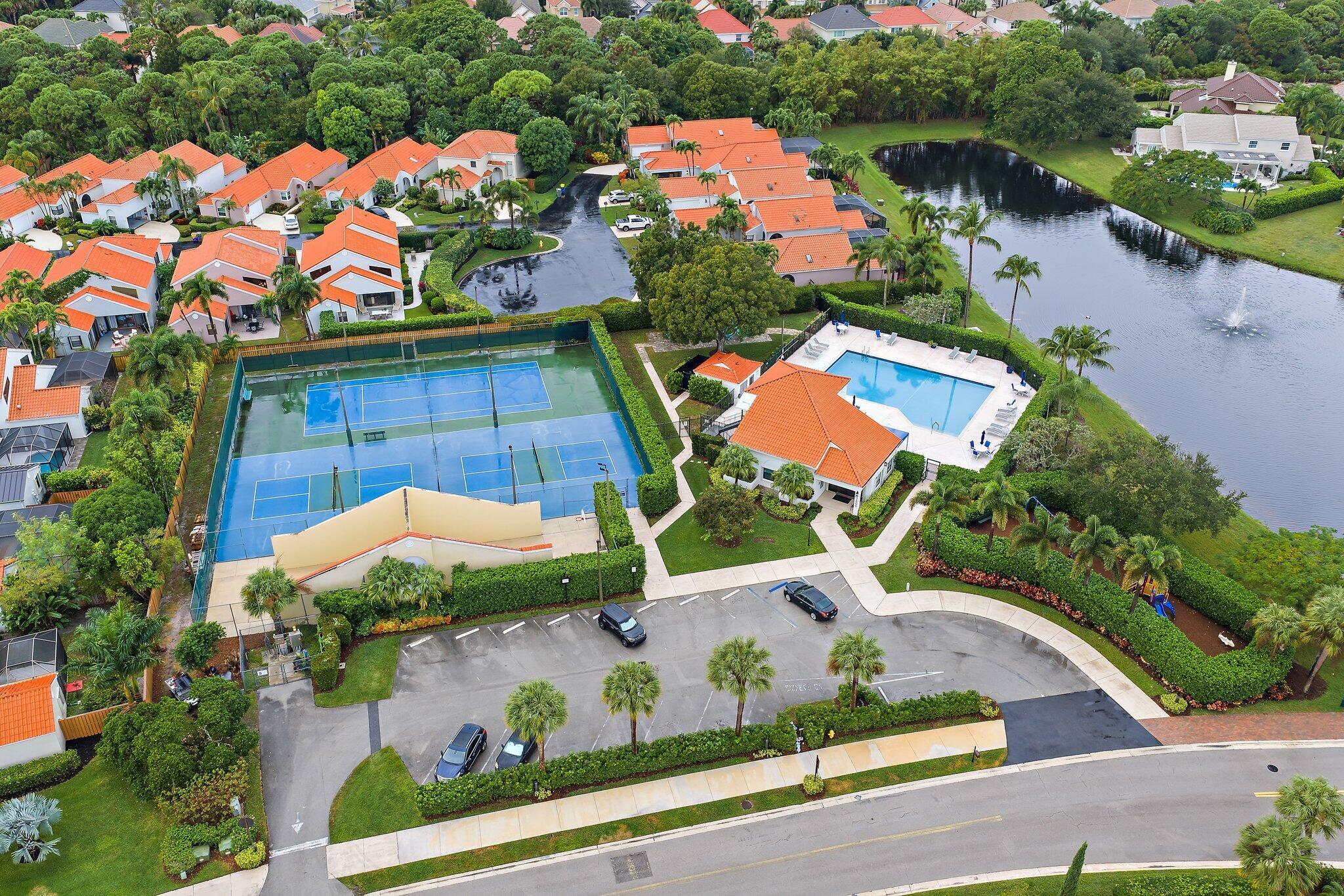 CRYSTAL POINTE 3 - Residential